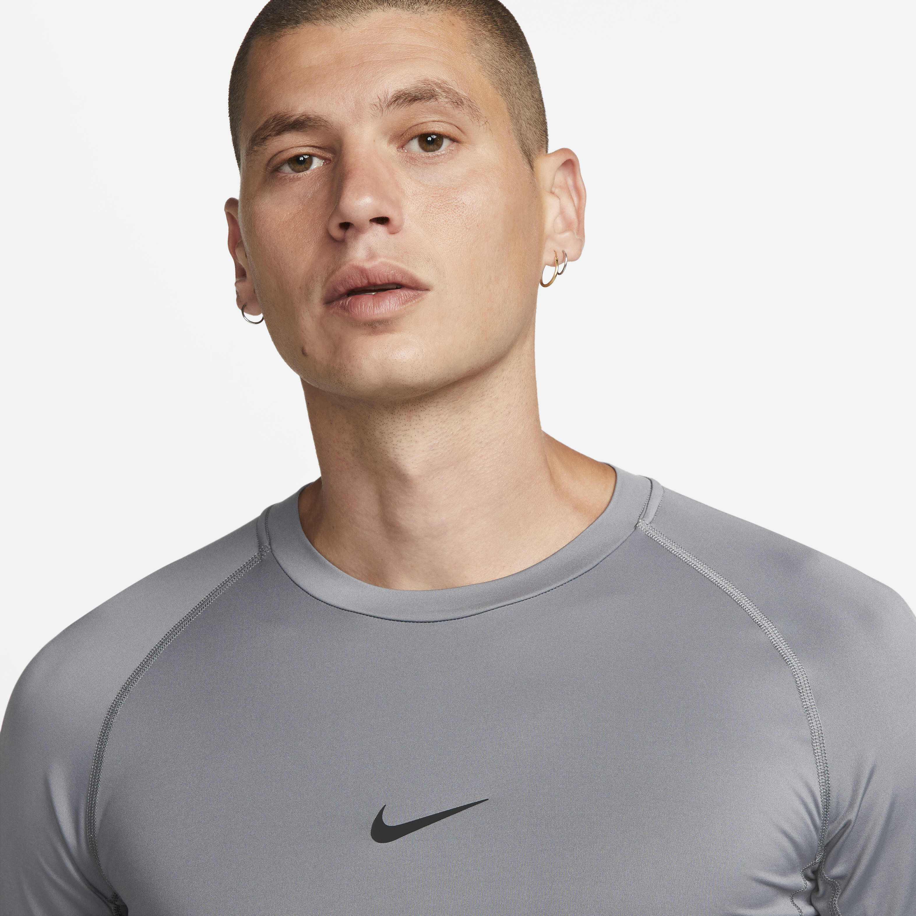 Nike Pro image number 2