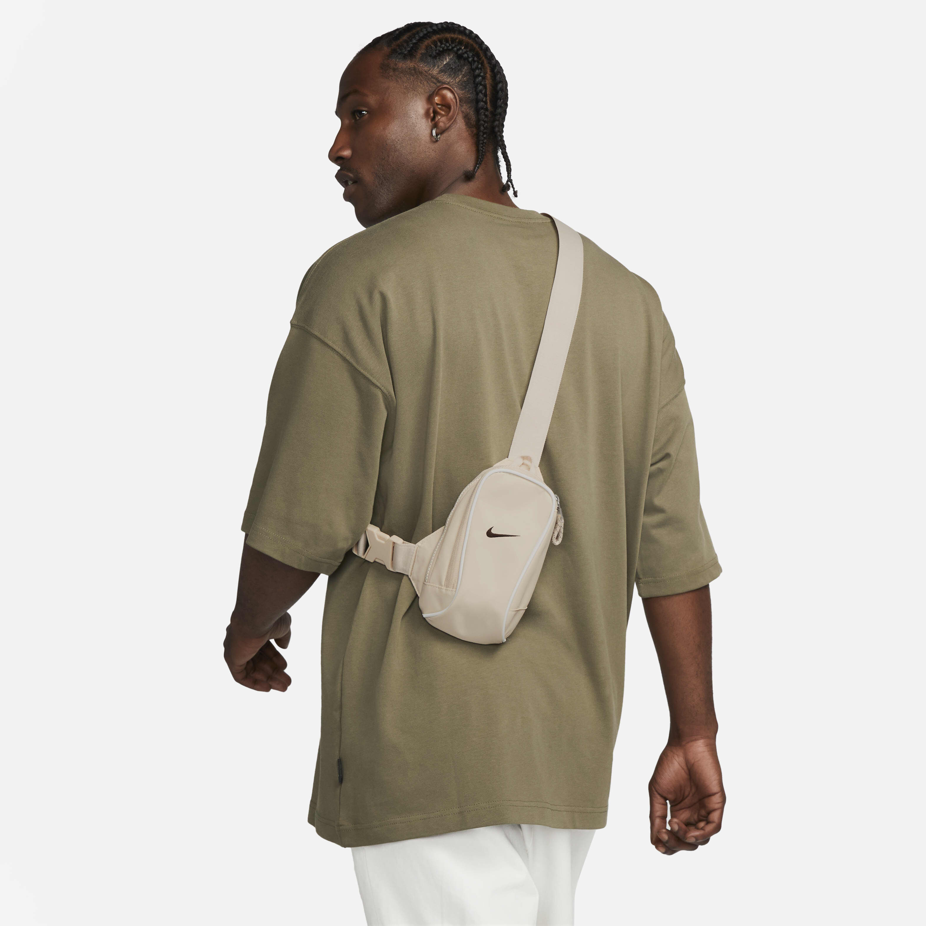 Nike side pouch shop