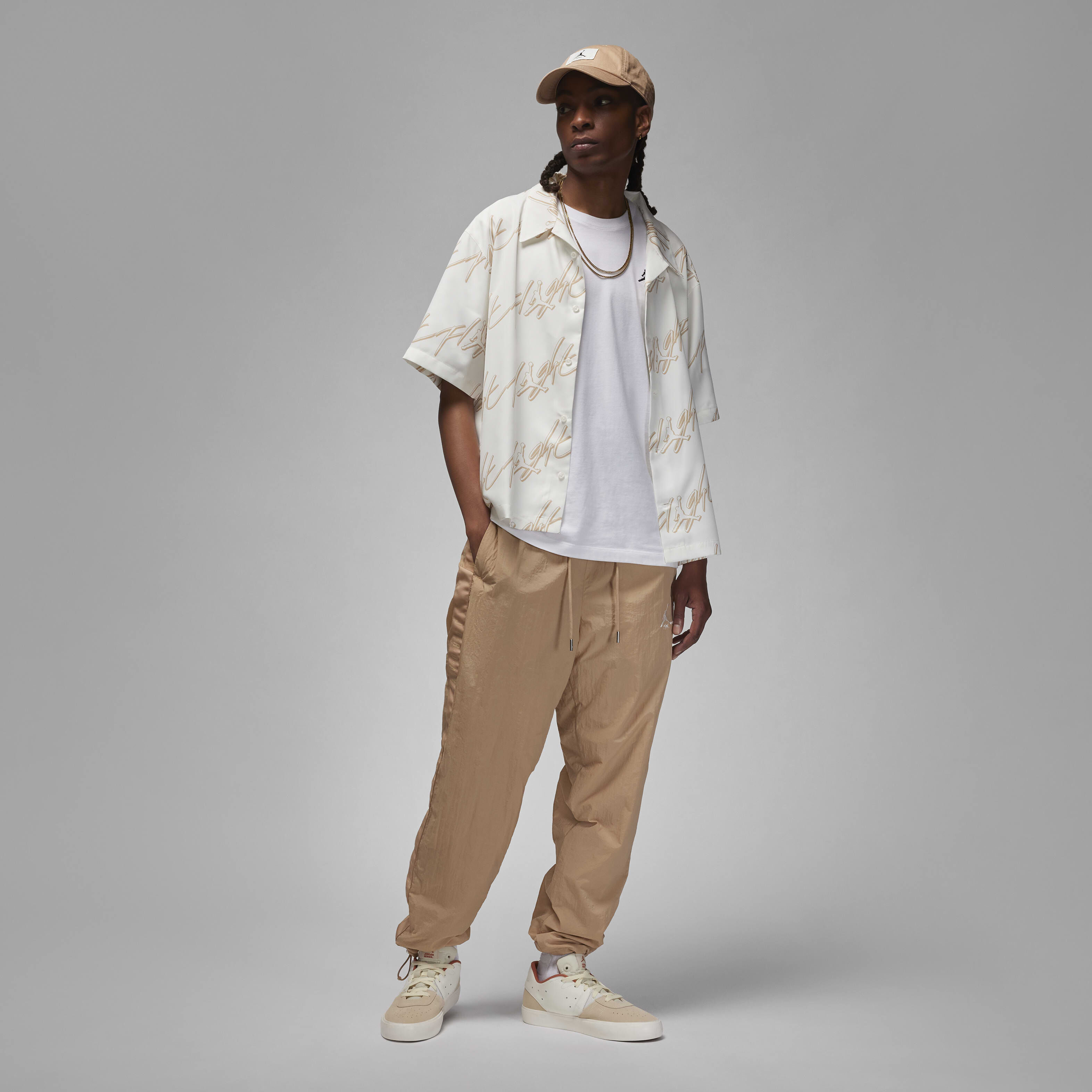 Jordan Essentials image number 4