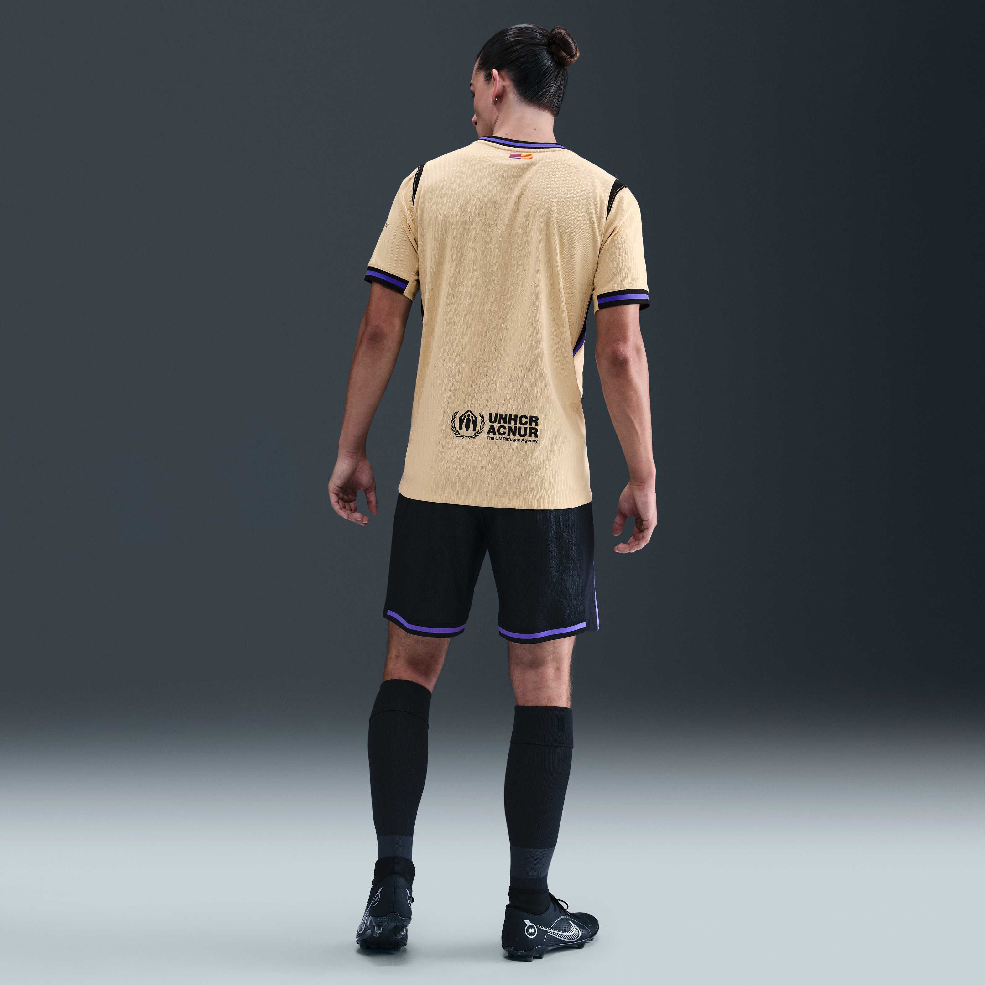 Nike FC Barcelona シャツ MB2561800Bオーセンティック Nike FC Barcelona シャツ MB2561800Bオーセンティック - メルカリ