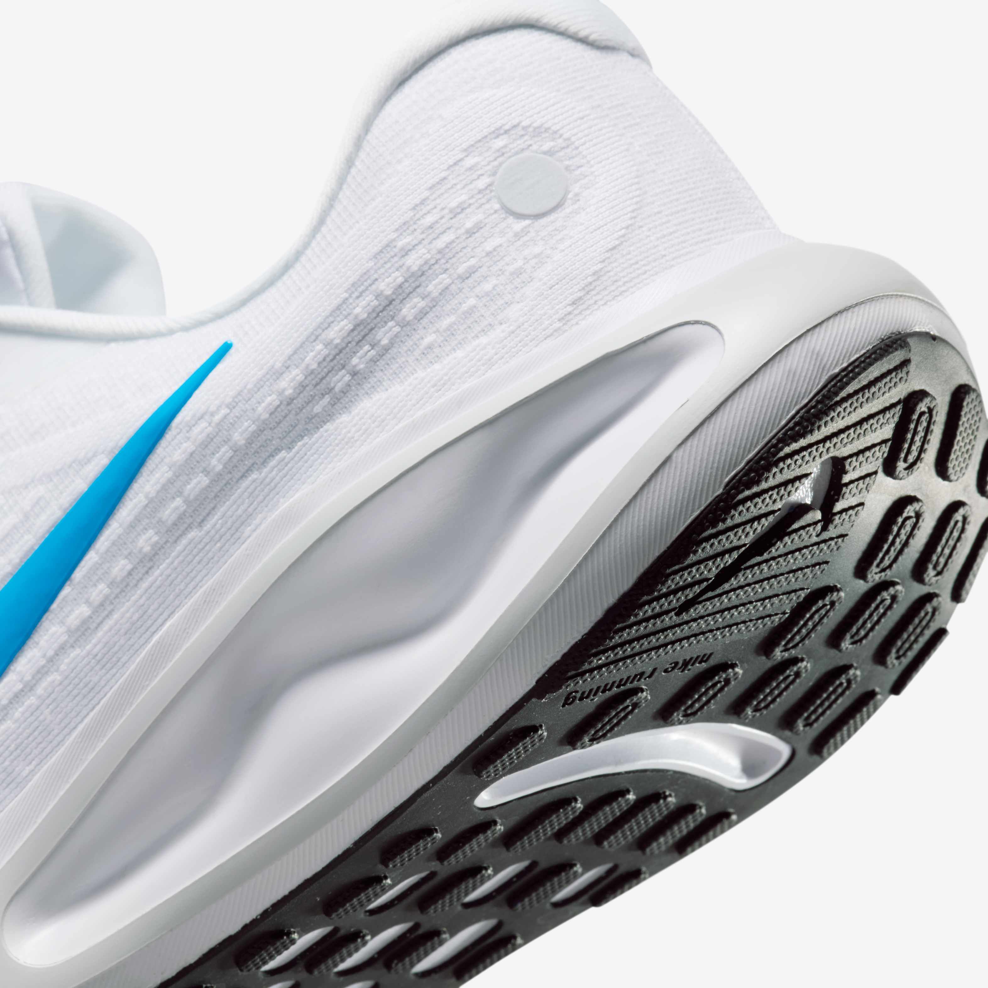 نايكي جيرني رن image number 7