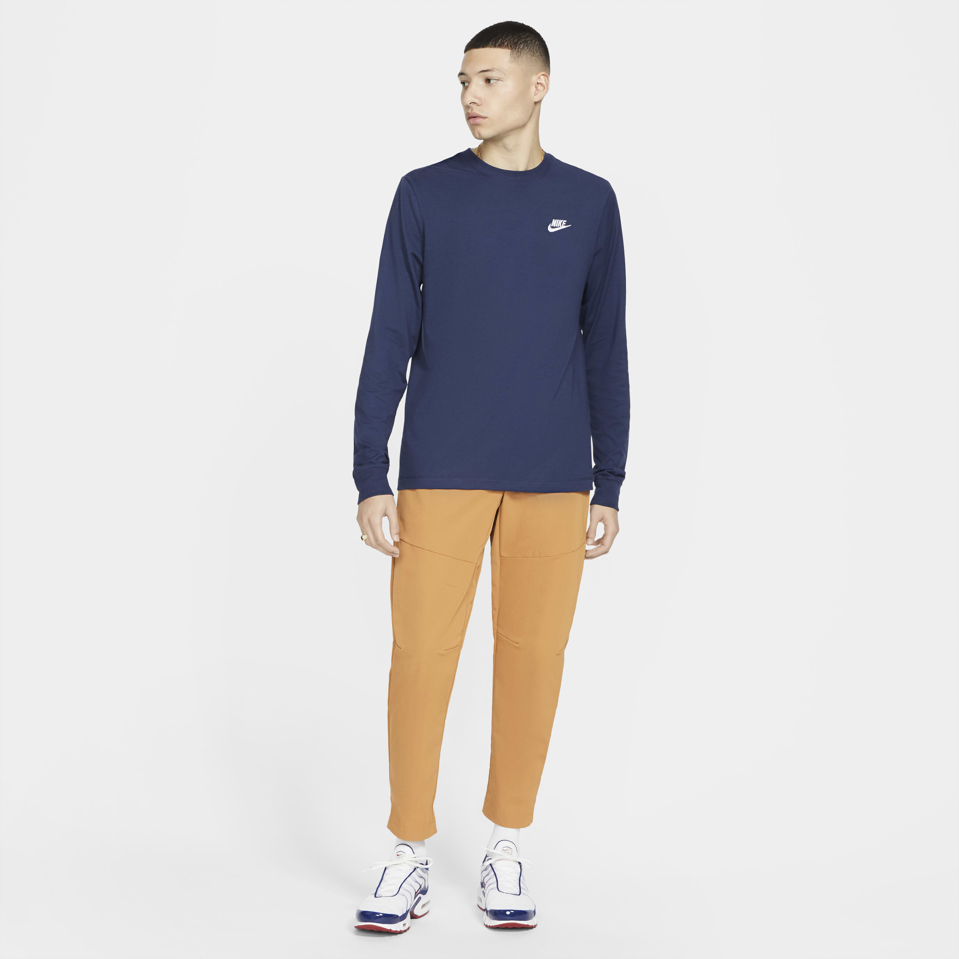 Nike Sportswear Club image number 3