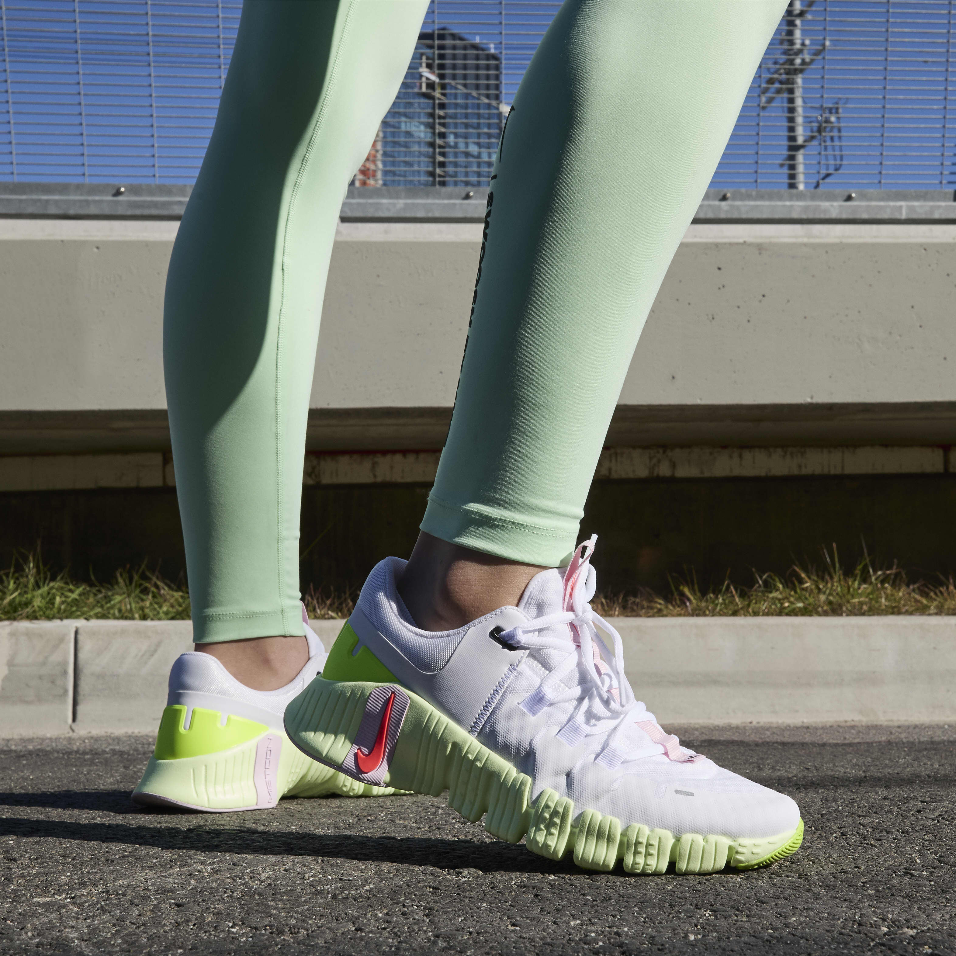Buy Nike Free Metcon 5 Women s Workout Shoes Nike Qatar Official