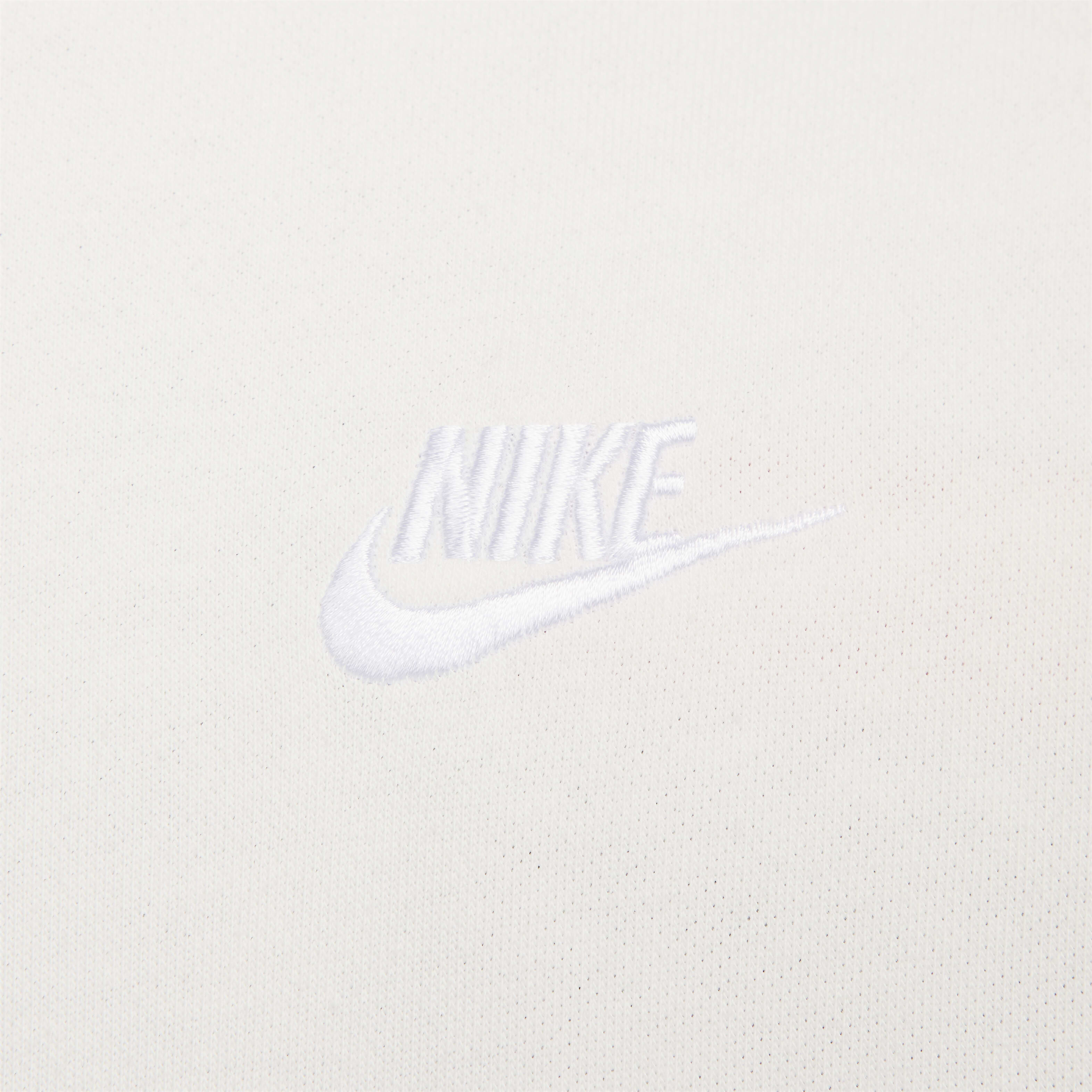 Nike Sportswear Club image number 3
