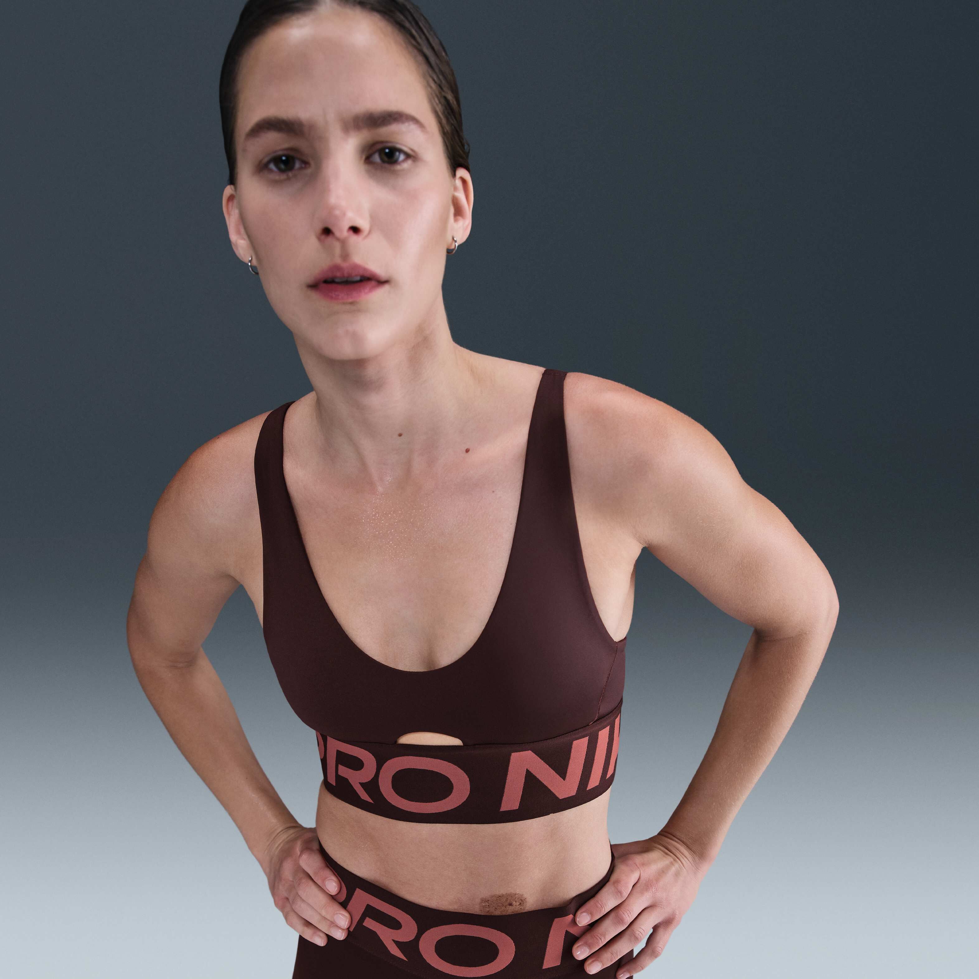 نايكي برو اندي بلانج image number 0