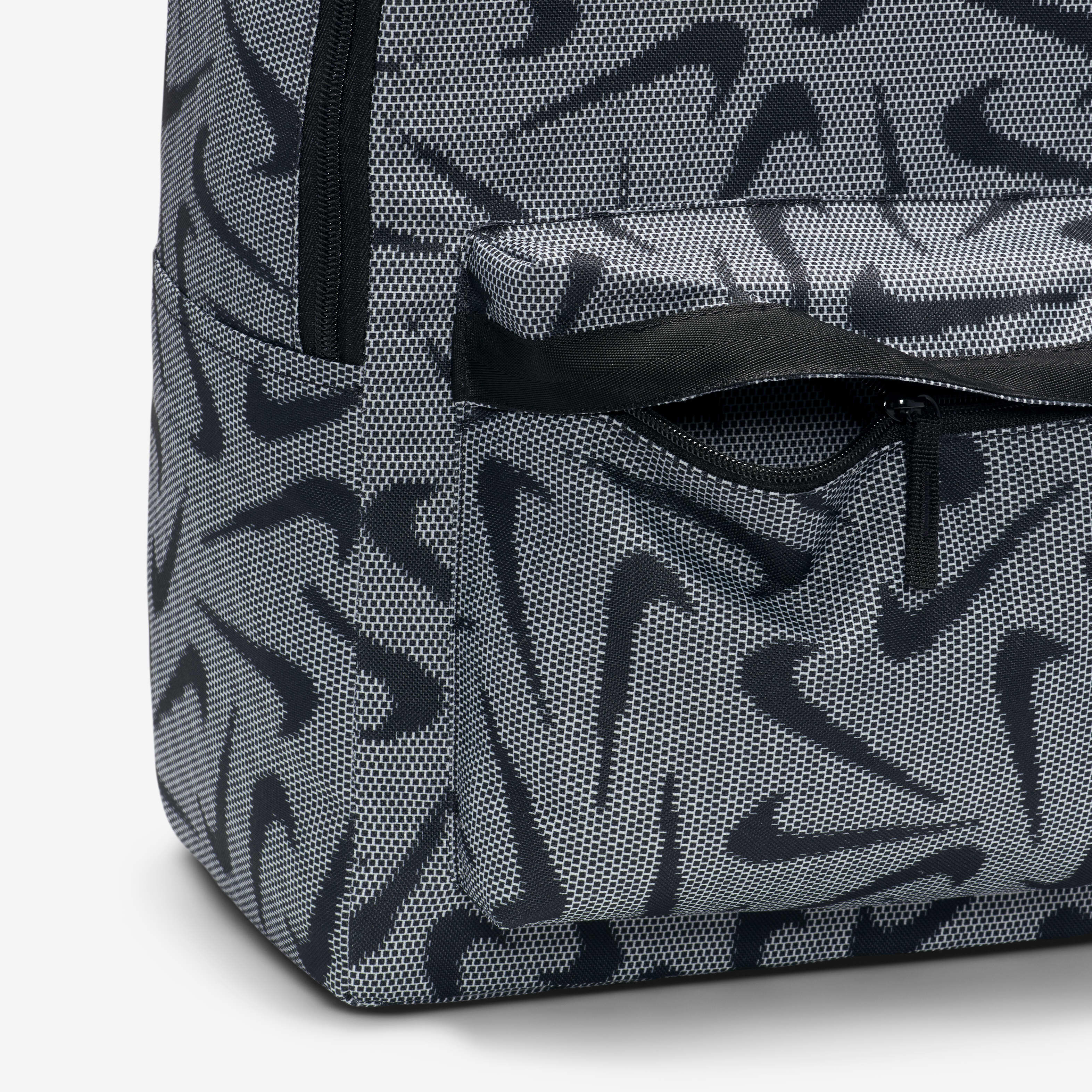 نايكي هيرتيج image number 5