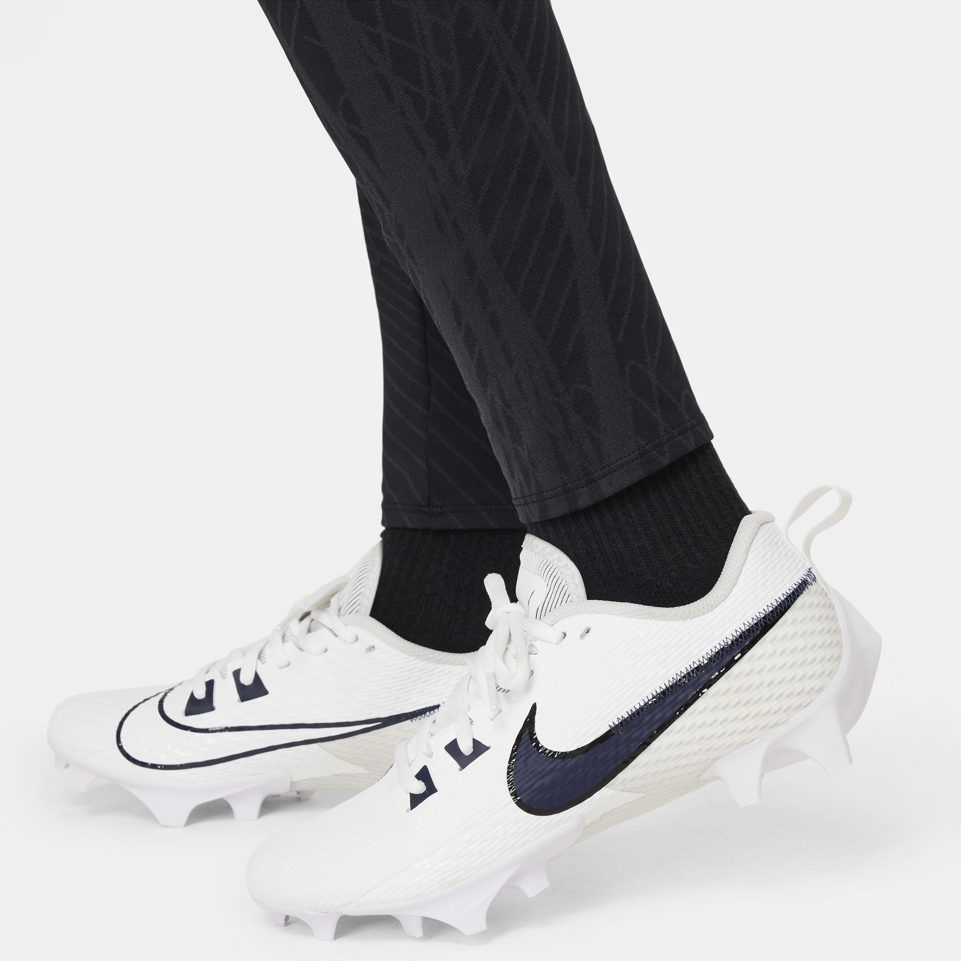 Chelsea F.C. Strike image number 5