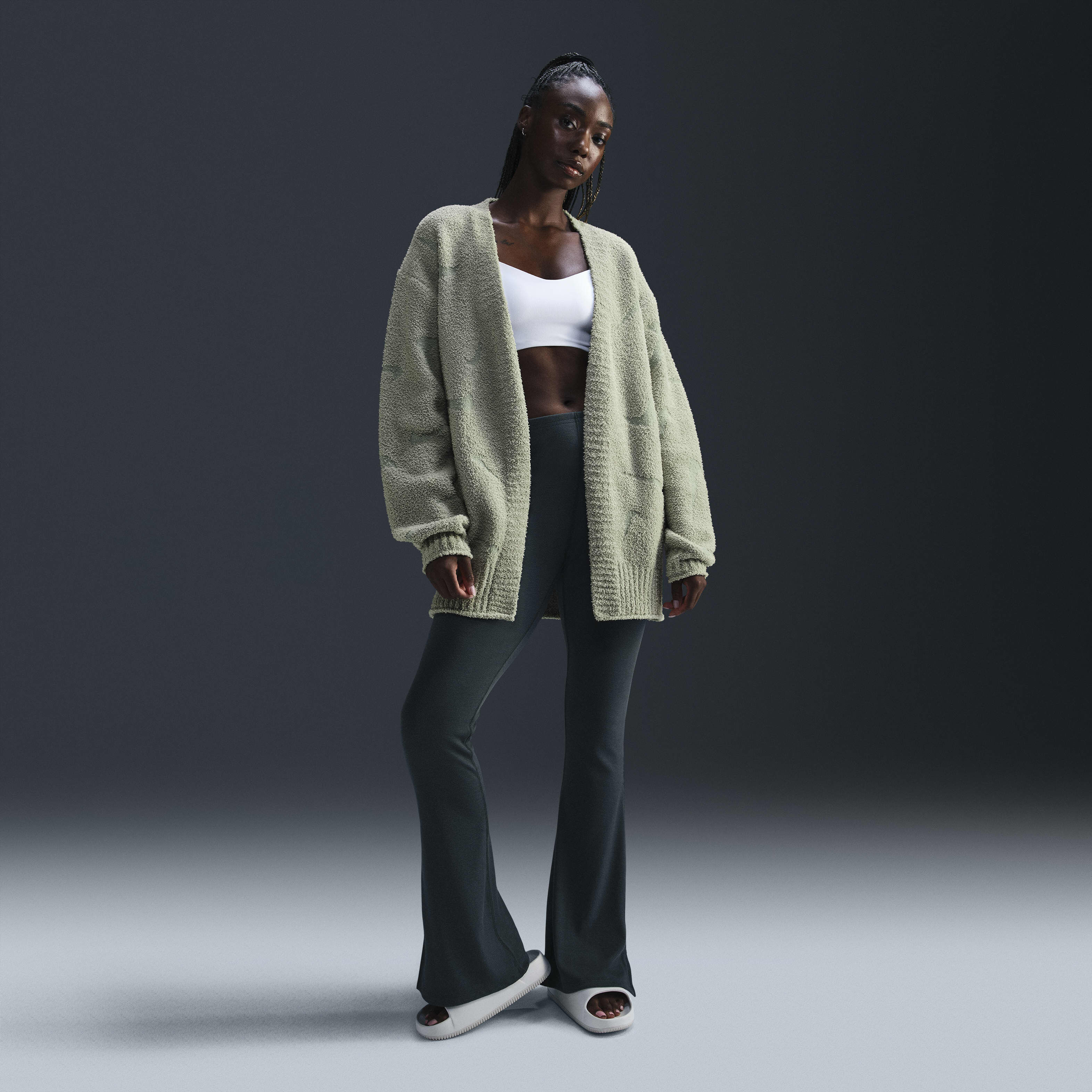 نايكي سبورتسوير فينكس بوكل image number 3