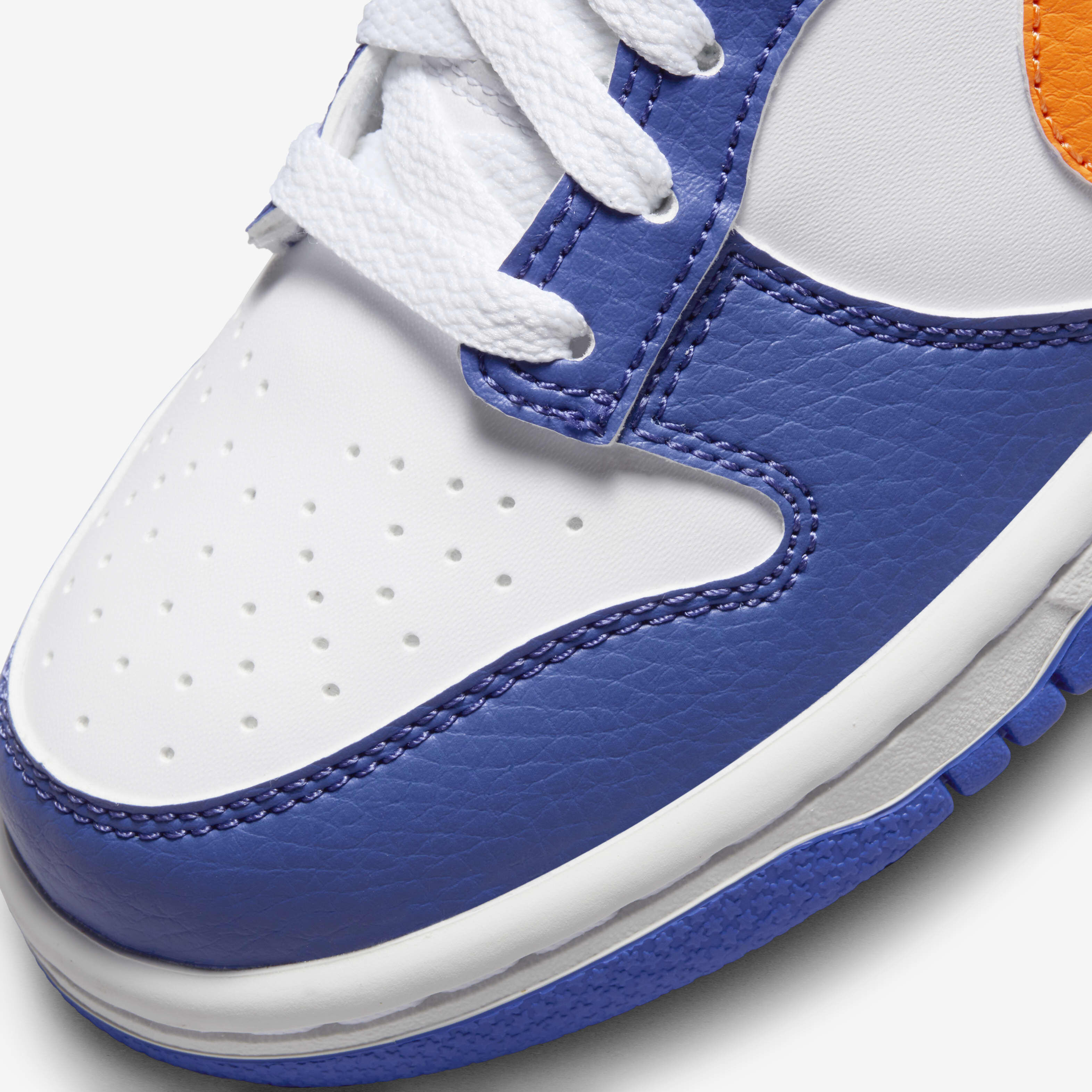 Nike Dunk Low image number 6