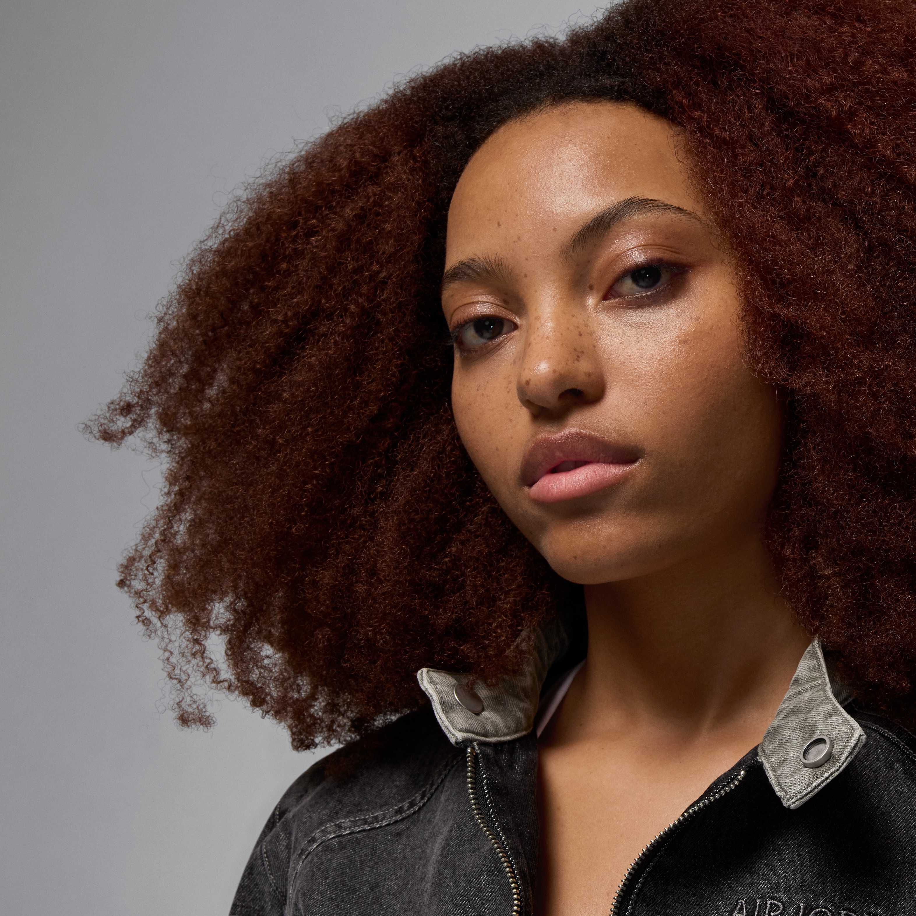 Air Jordan image number 2