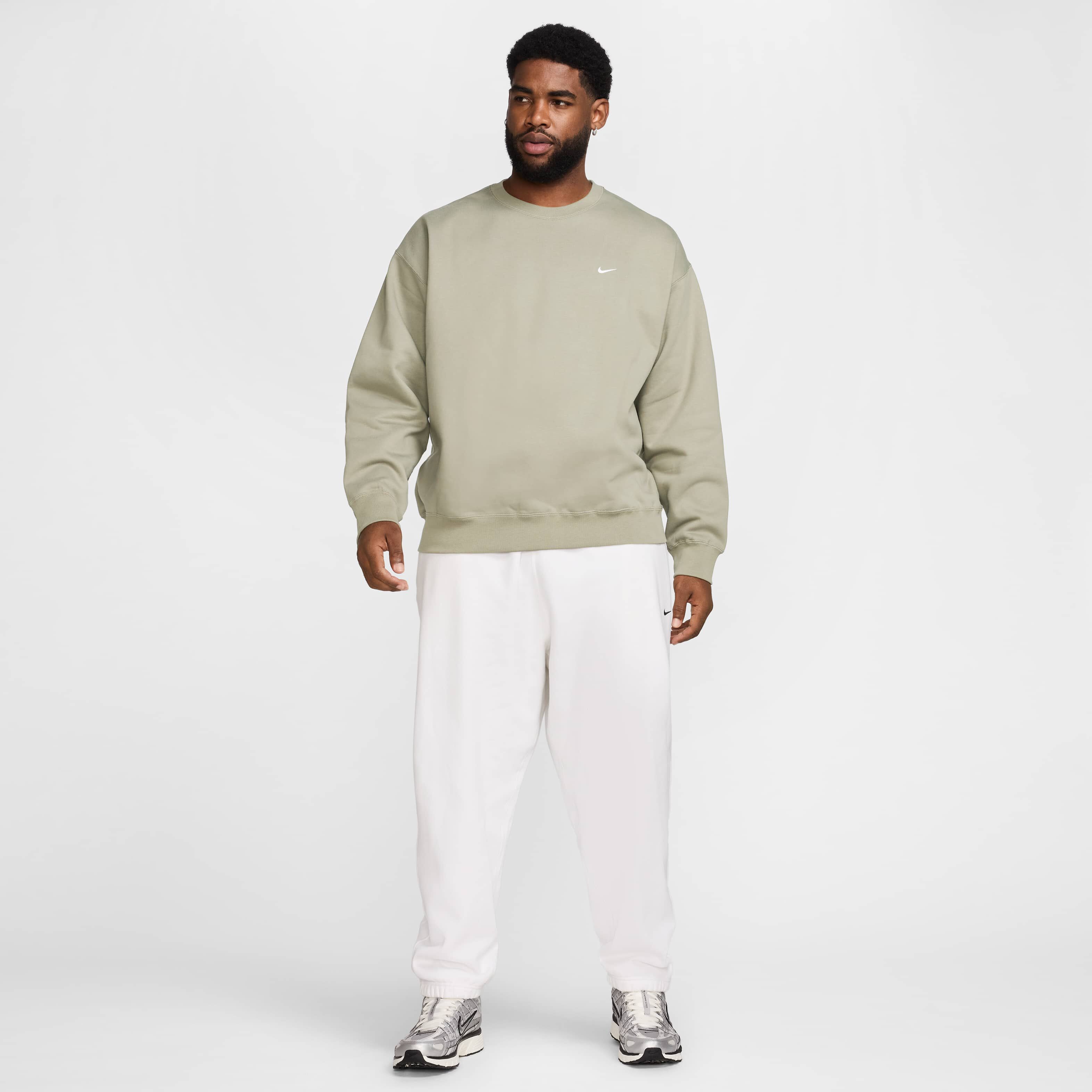 نايكي سولو سووش image number 9