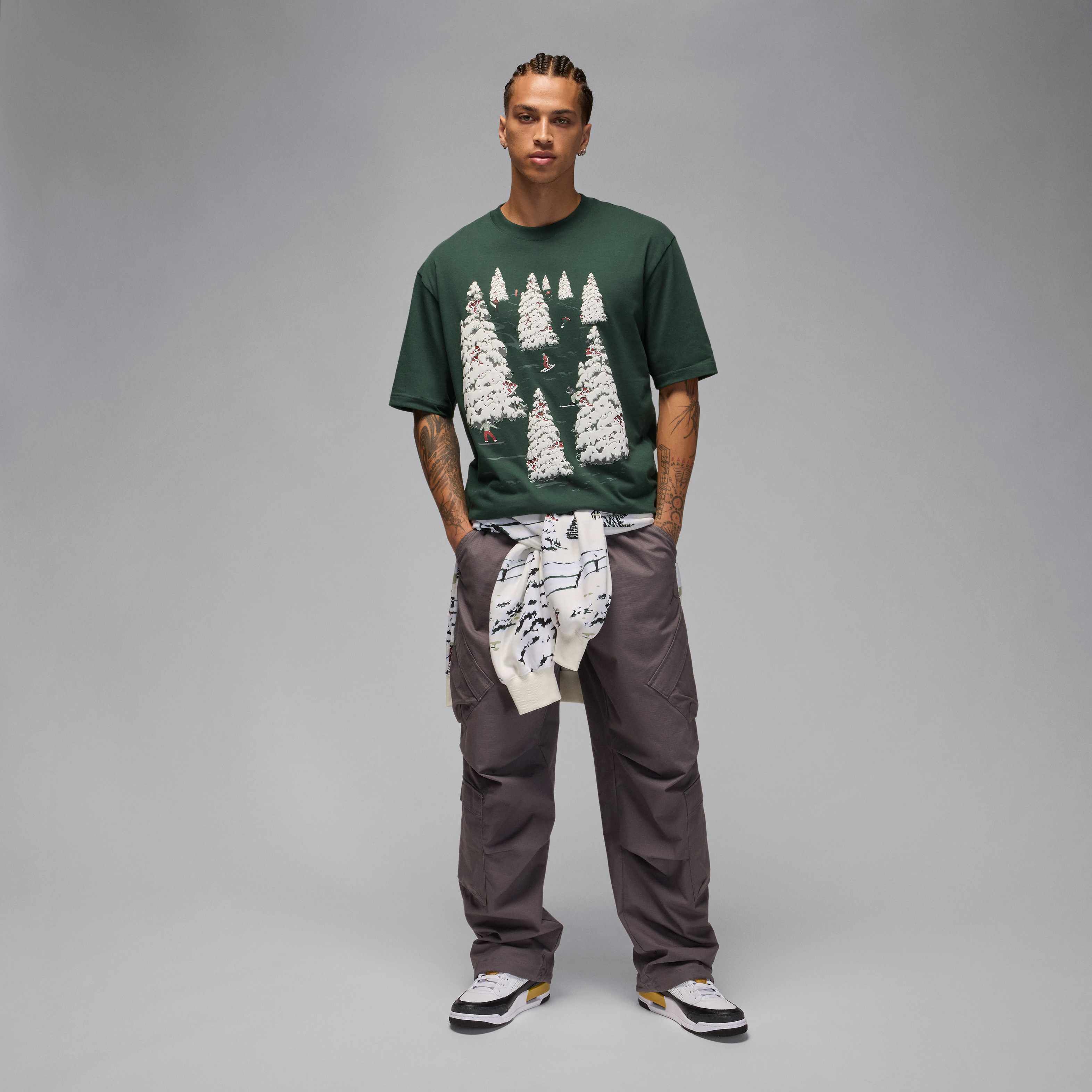 Buy Jordan Brooklyn Men's T-Shirt - Midnight Green/Black @ Nike Qatar