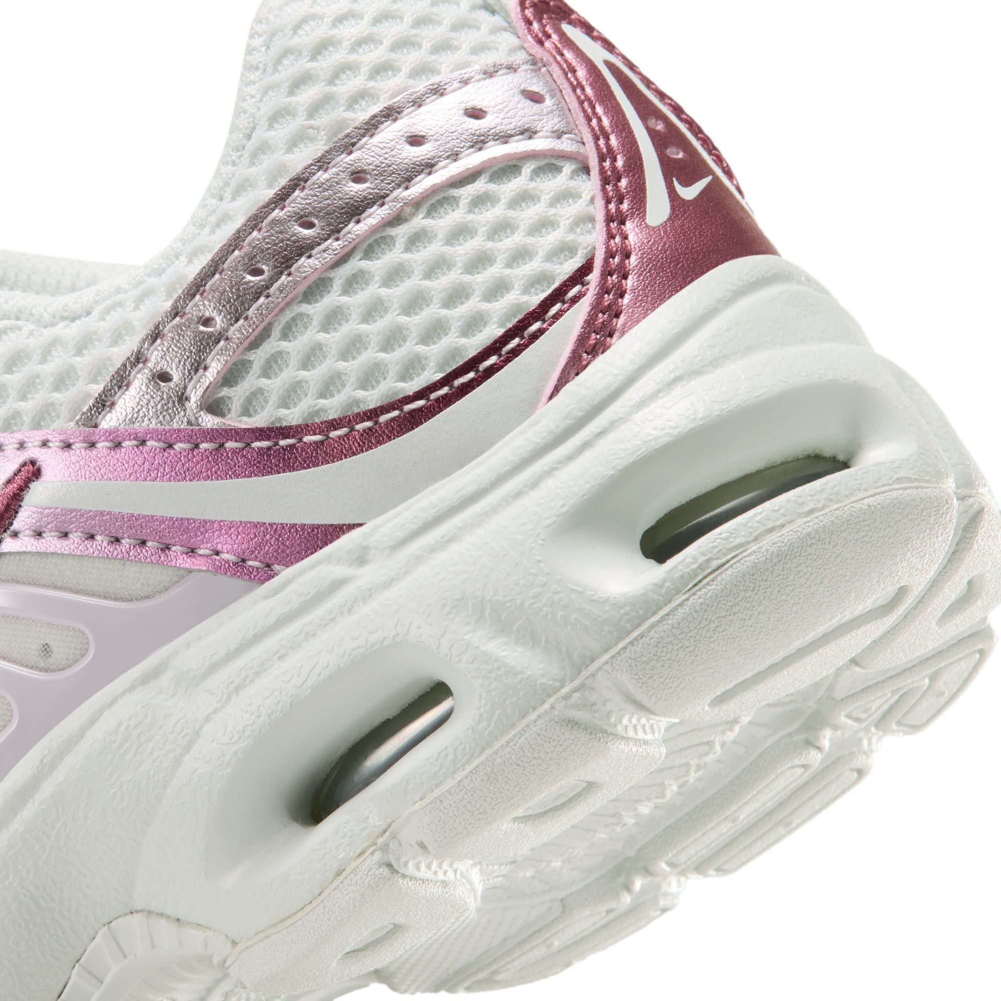 Nike Air Max Moto 2K image number 9
