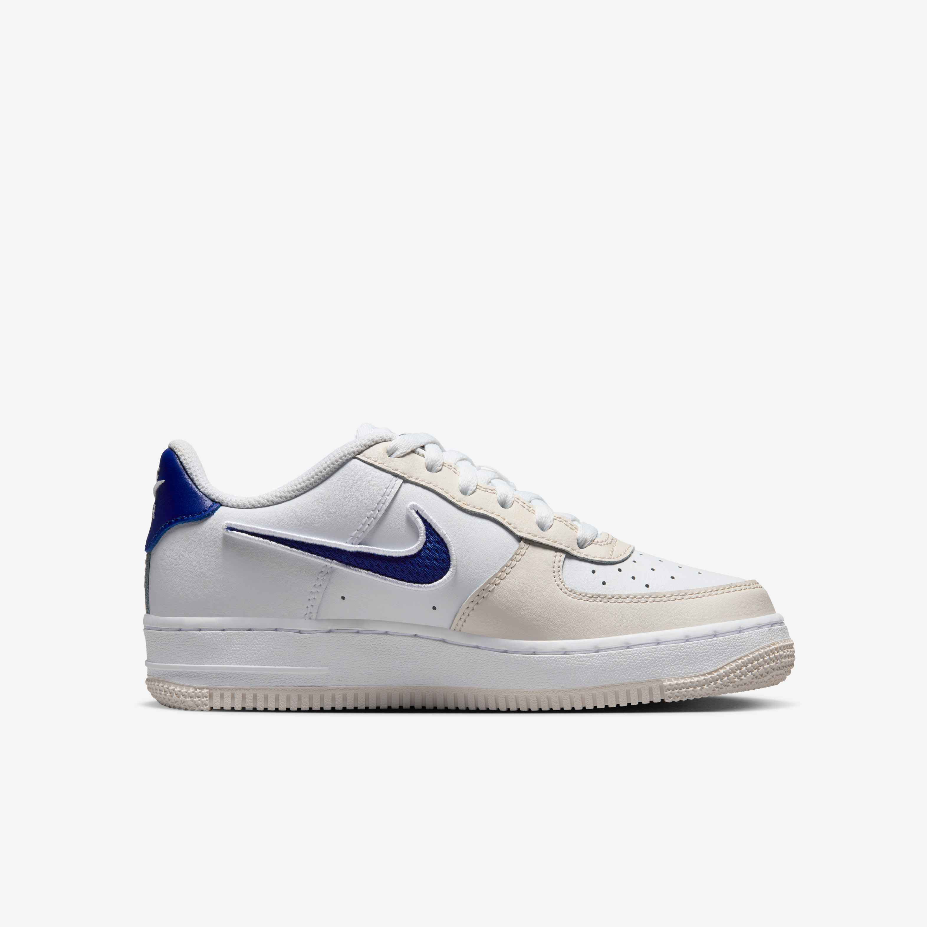 Nike Air Force 1 LV8 image number 2