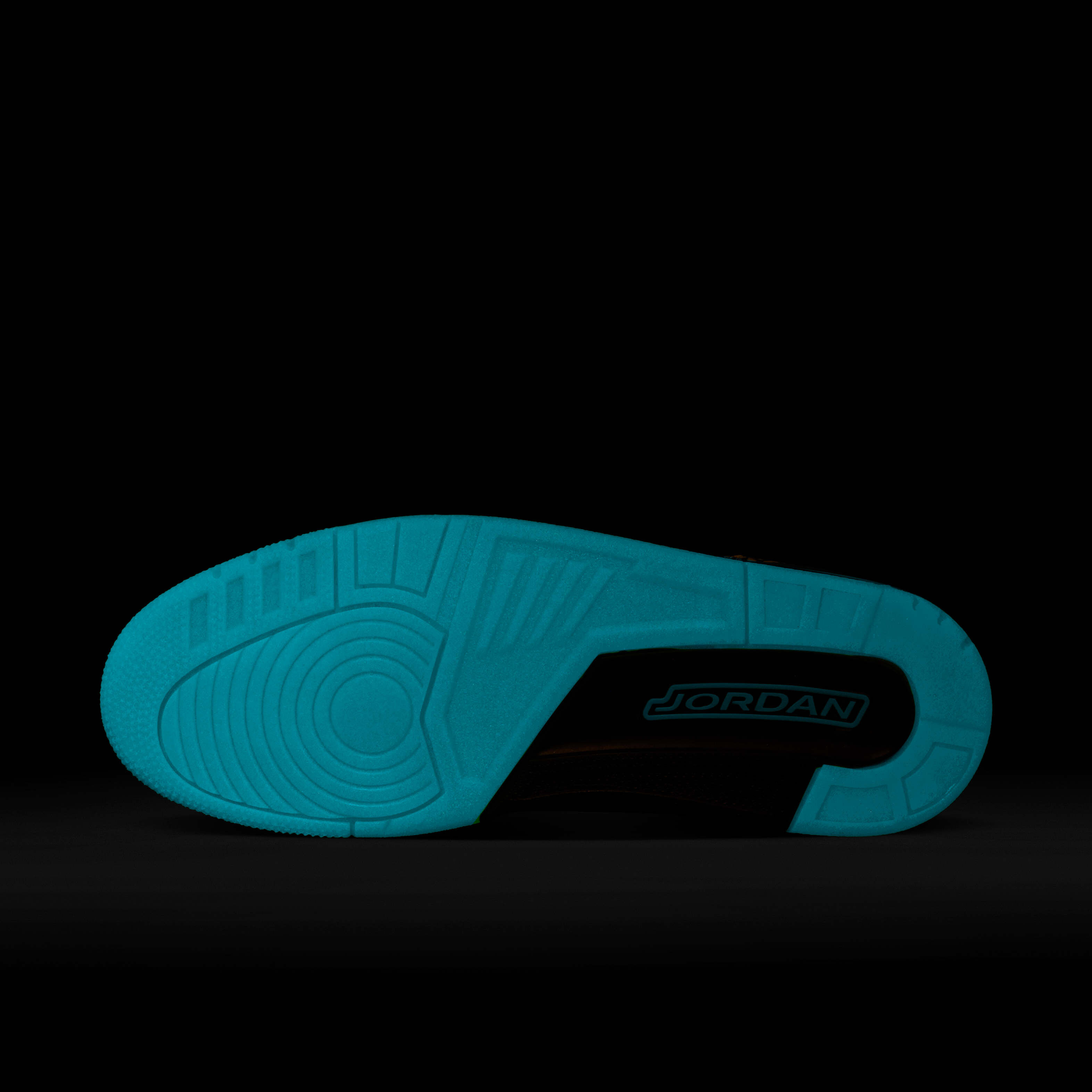 جوردن سبيزيكي لو image number 9