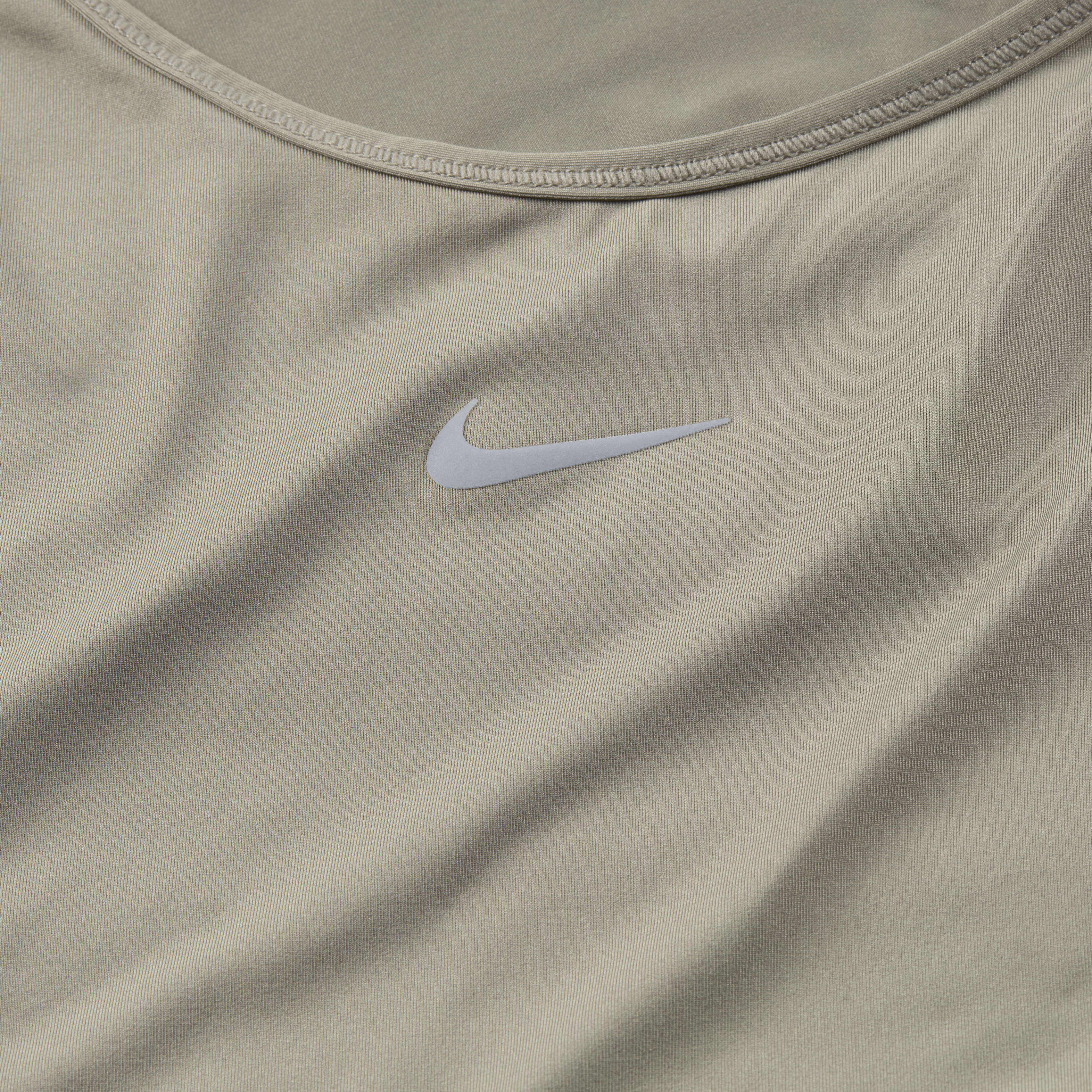 Nike dry women's twist cropped tank online