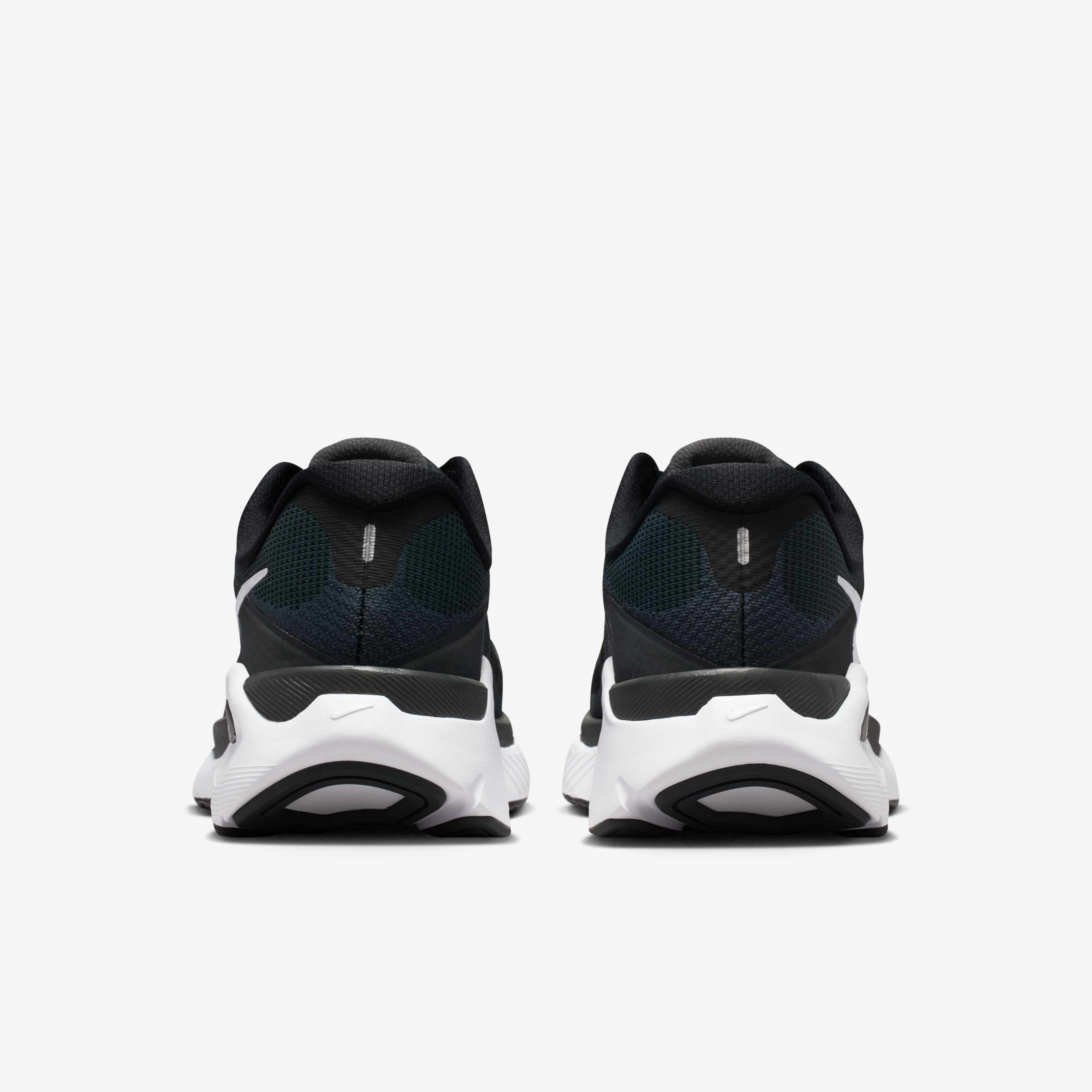 Nike Structure Plus image number 5