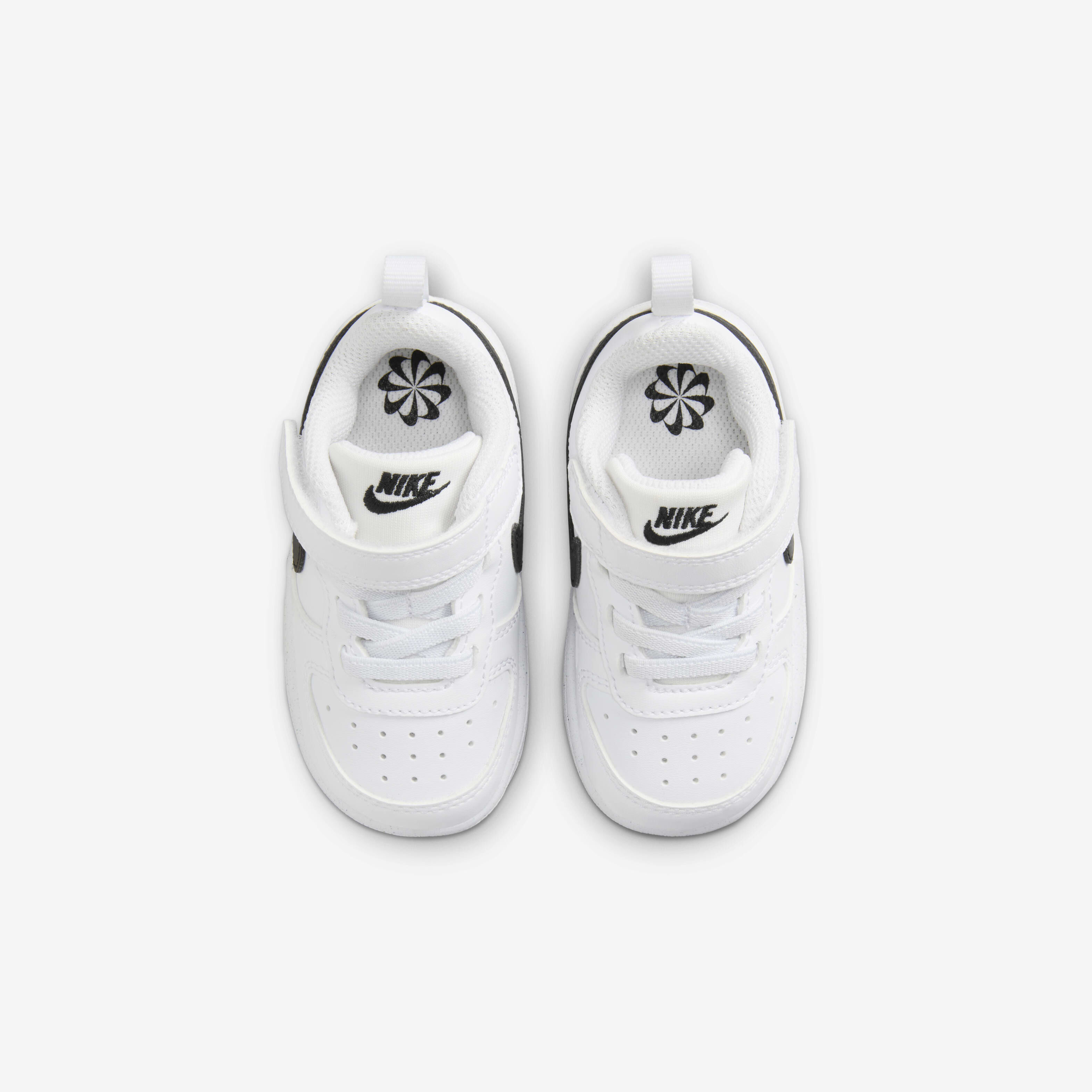 Nike borough low bebe top