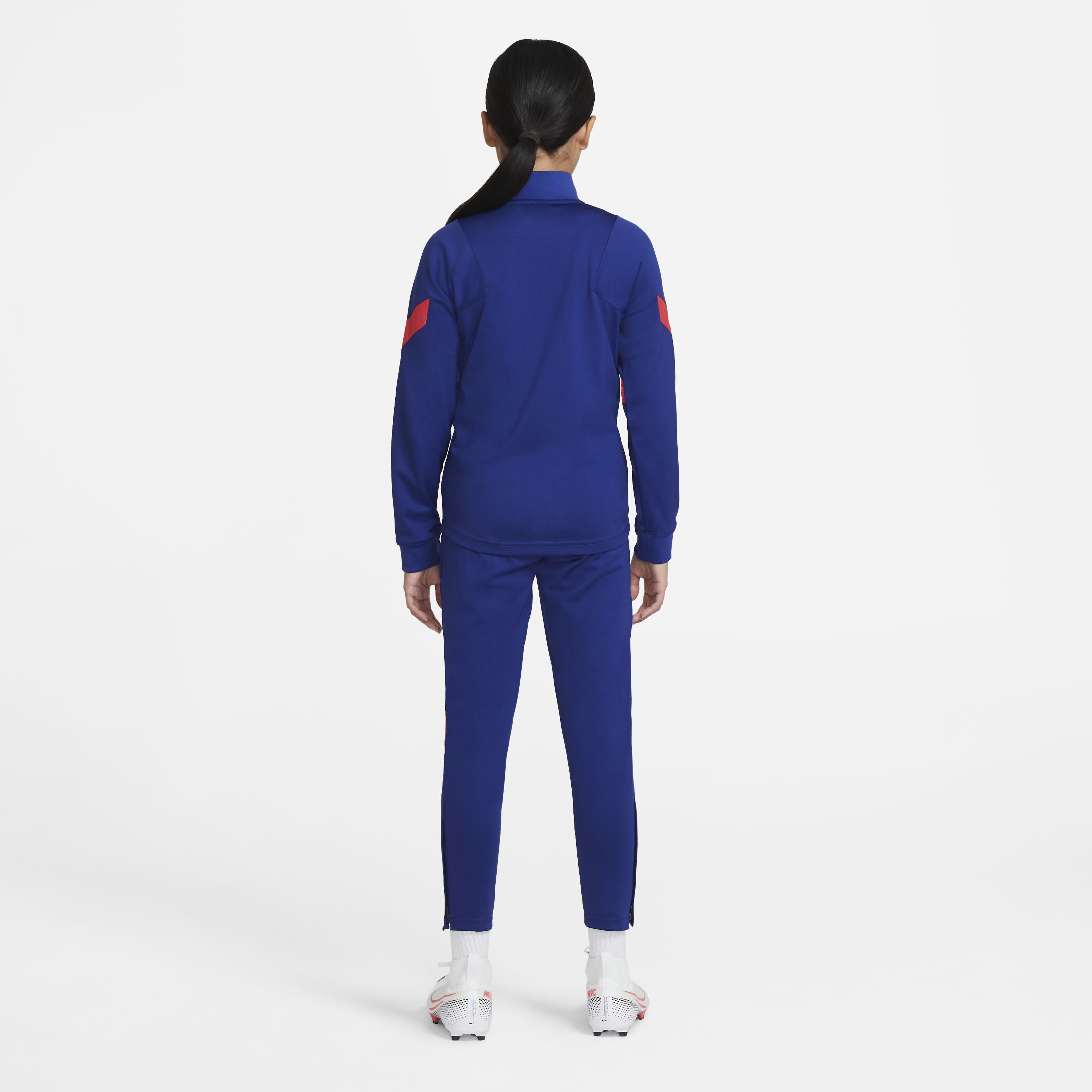 برشلونة سترايك image number 1