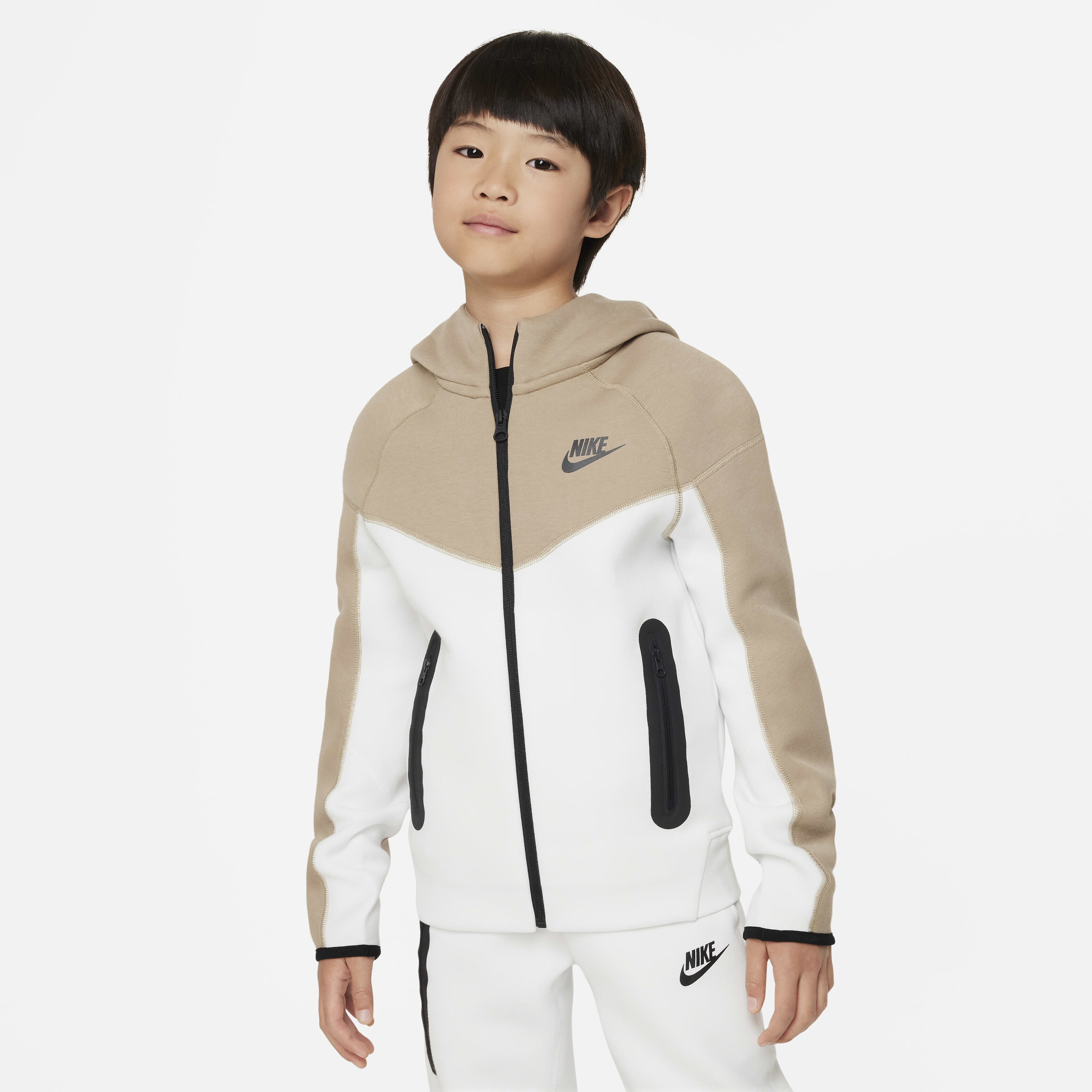 Nike Sportswear Tech Fleece image number 0