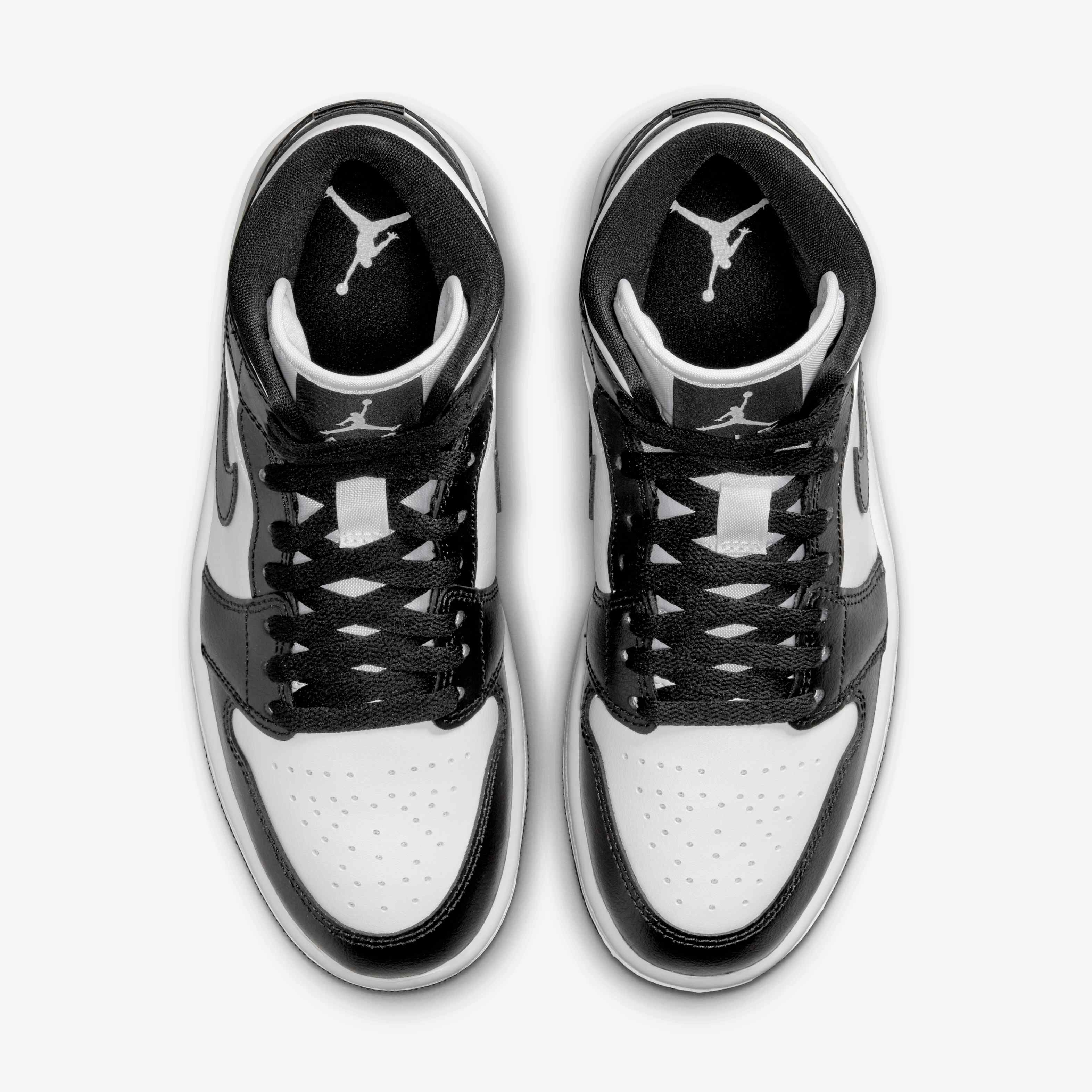 シューズ(女性用) Nike Women's Air Jordan1 Mid Black/White Nike Air Jordan 1 Mid Black White PANDA (DV0991-101) New