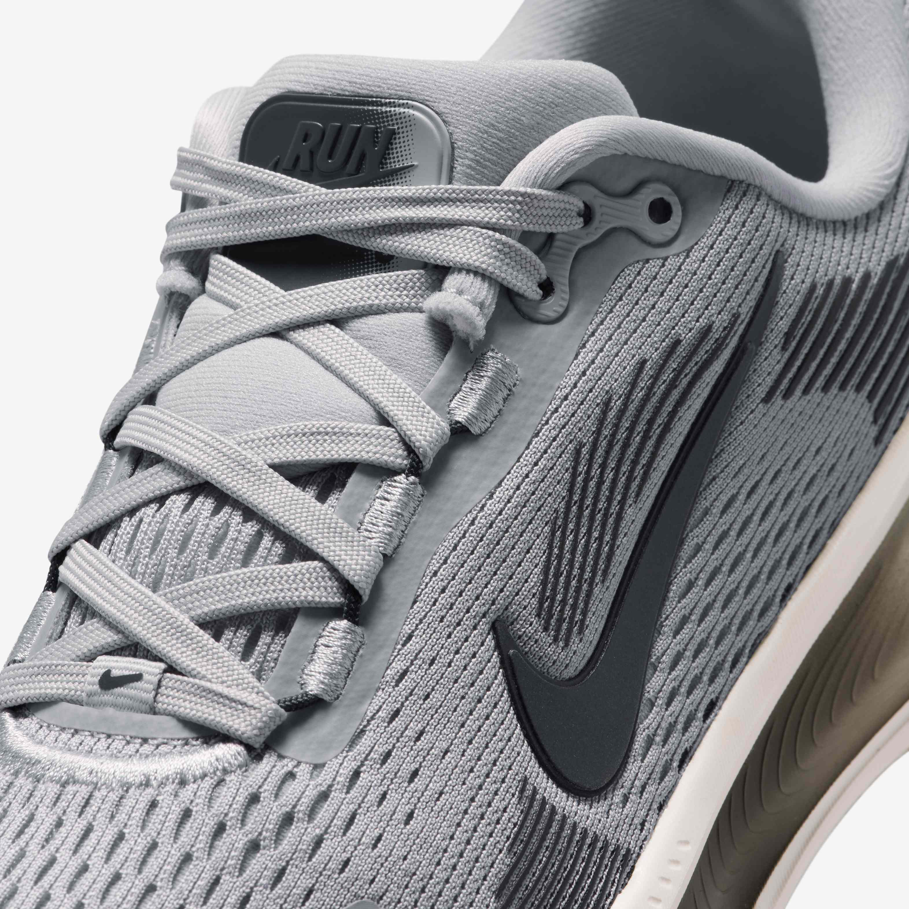 نايكي فوميرو 18 image number 6