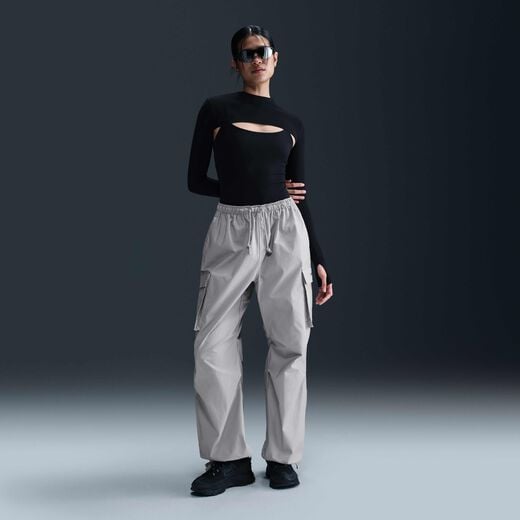 Trousers & Tights-Nike, Nike Sportswear, Women's Mid-Rise Oversized Cargo Trousers