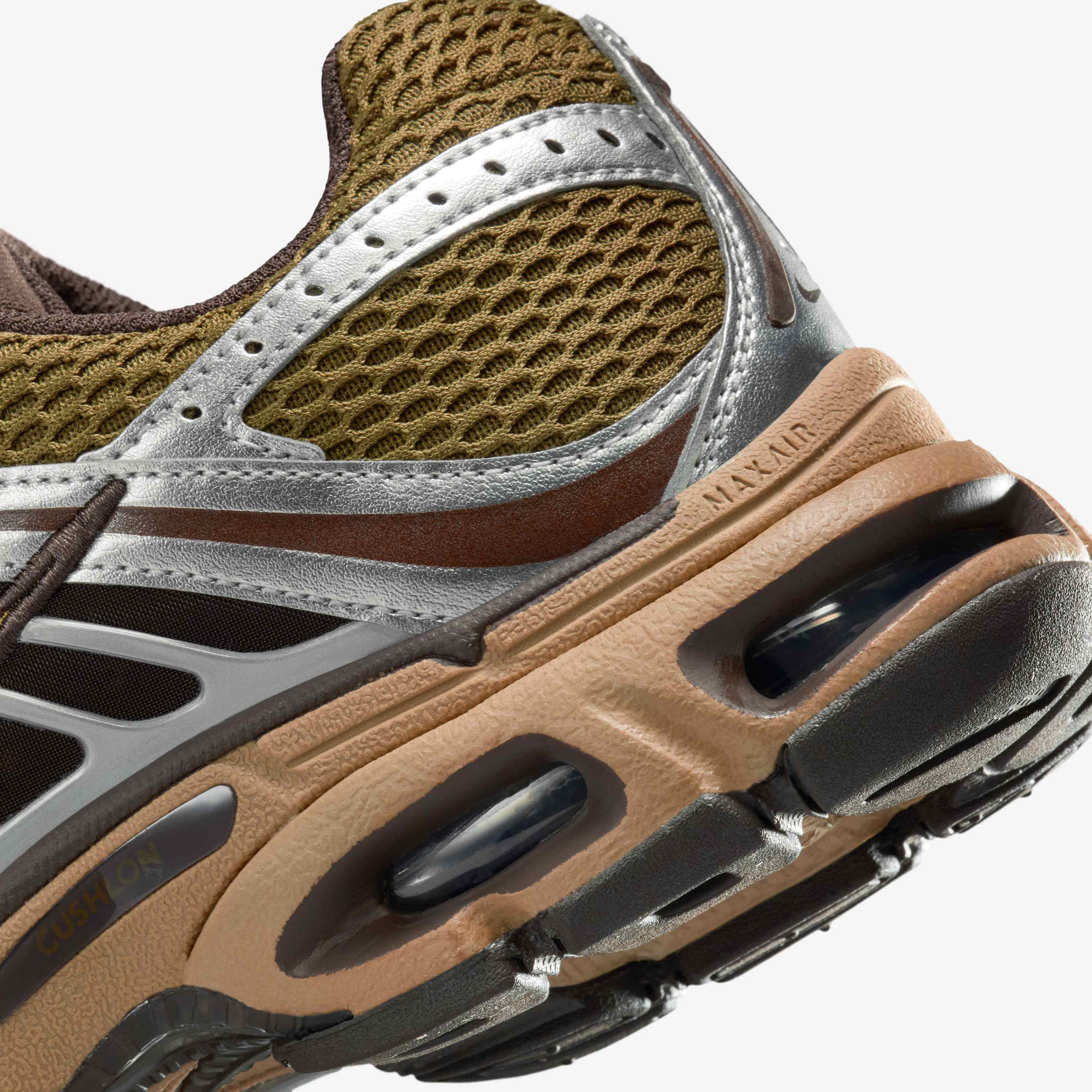 Nike Air Max Moto 2K image number 7