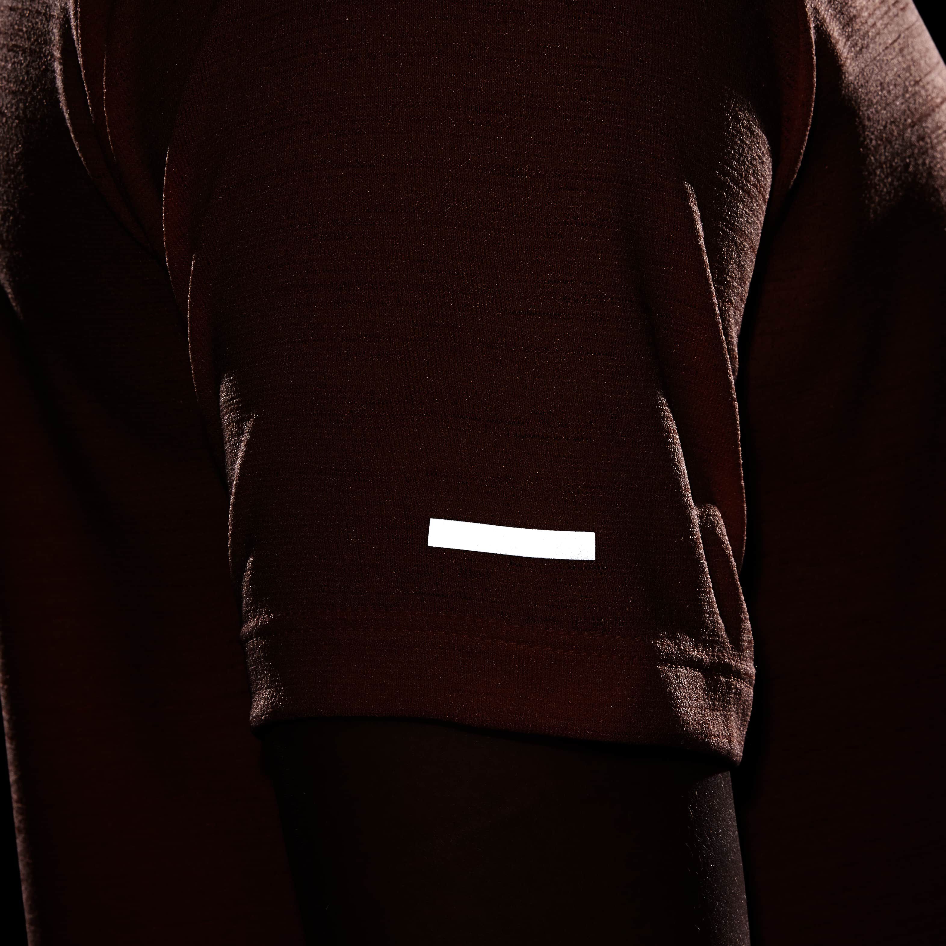 Nike Dri-FIT Miler image number 8