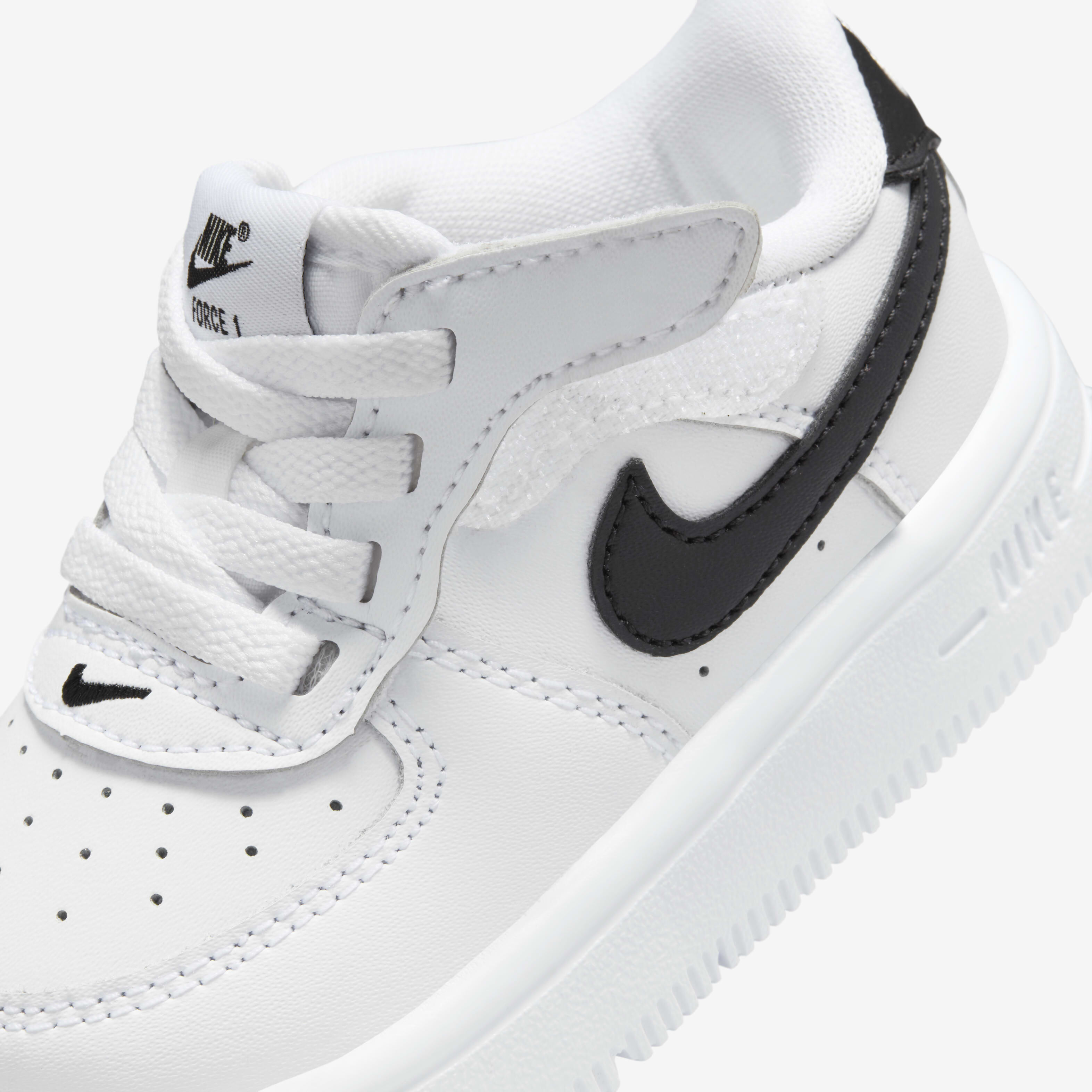 Nike Force 1 Low EasyOn image number 7