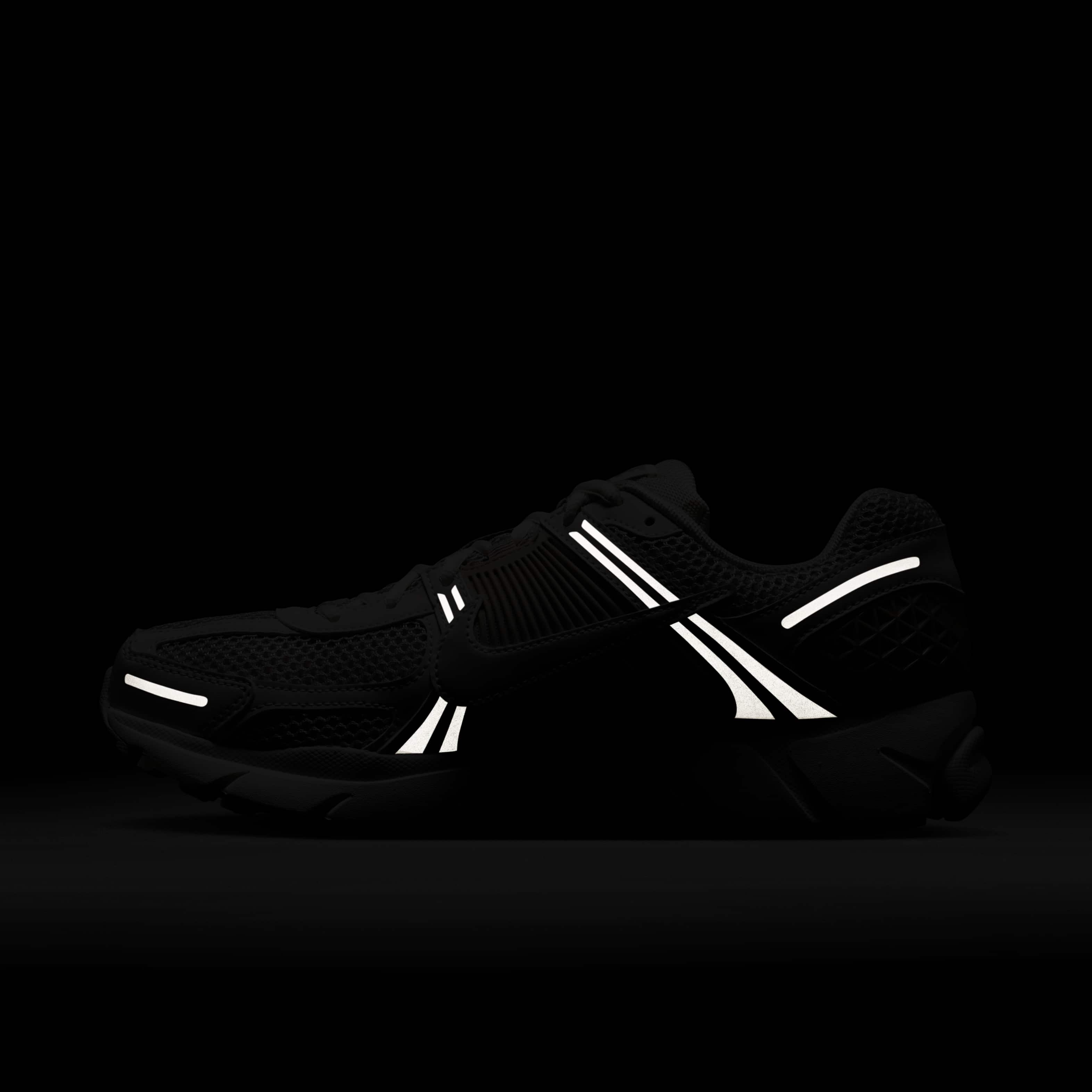 Nike Zoom Vomero 5 image number 8