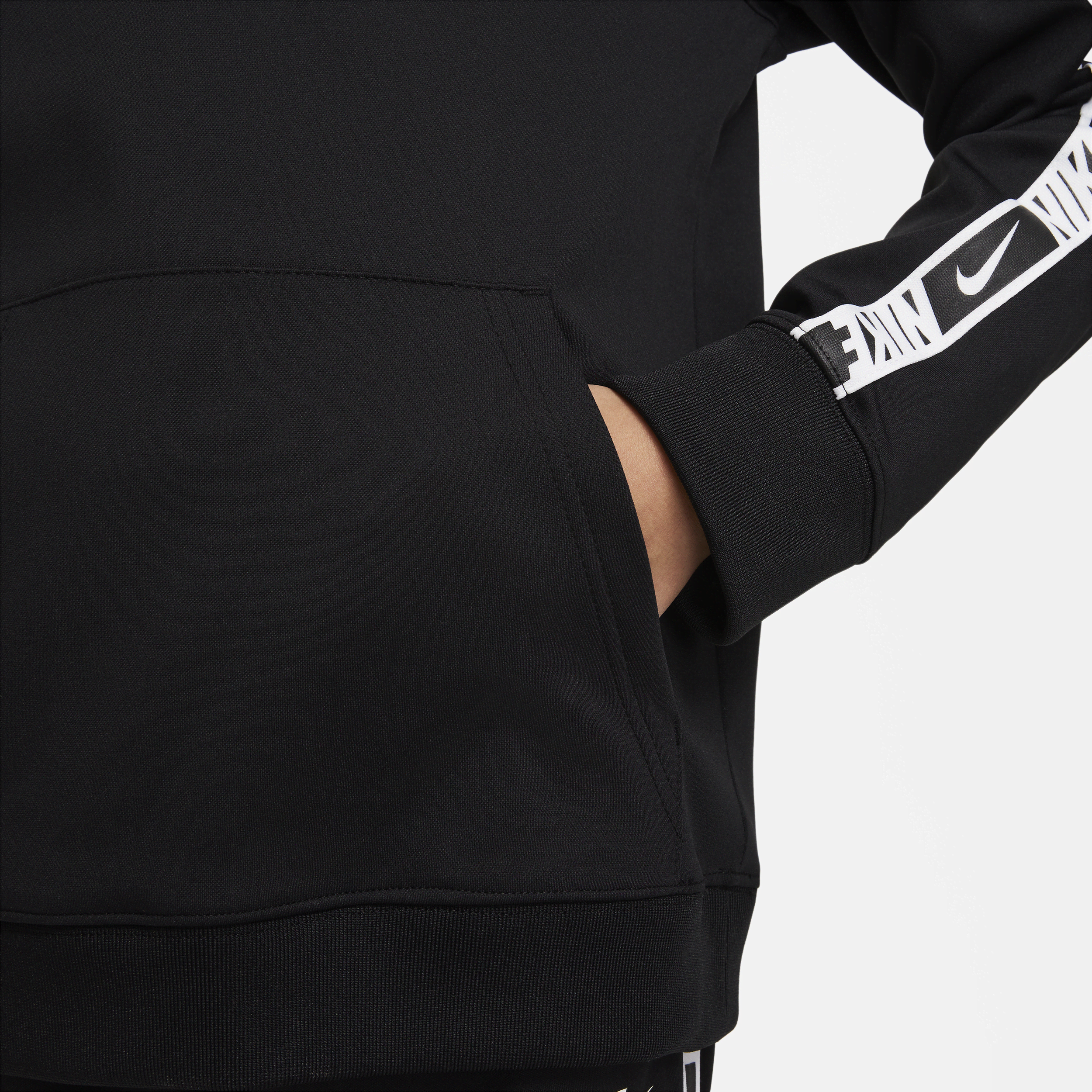 نايكي سبورتسوير image number 4