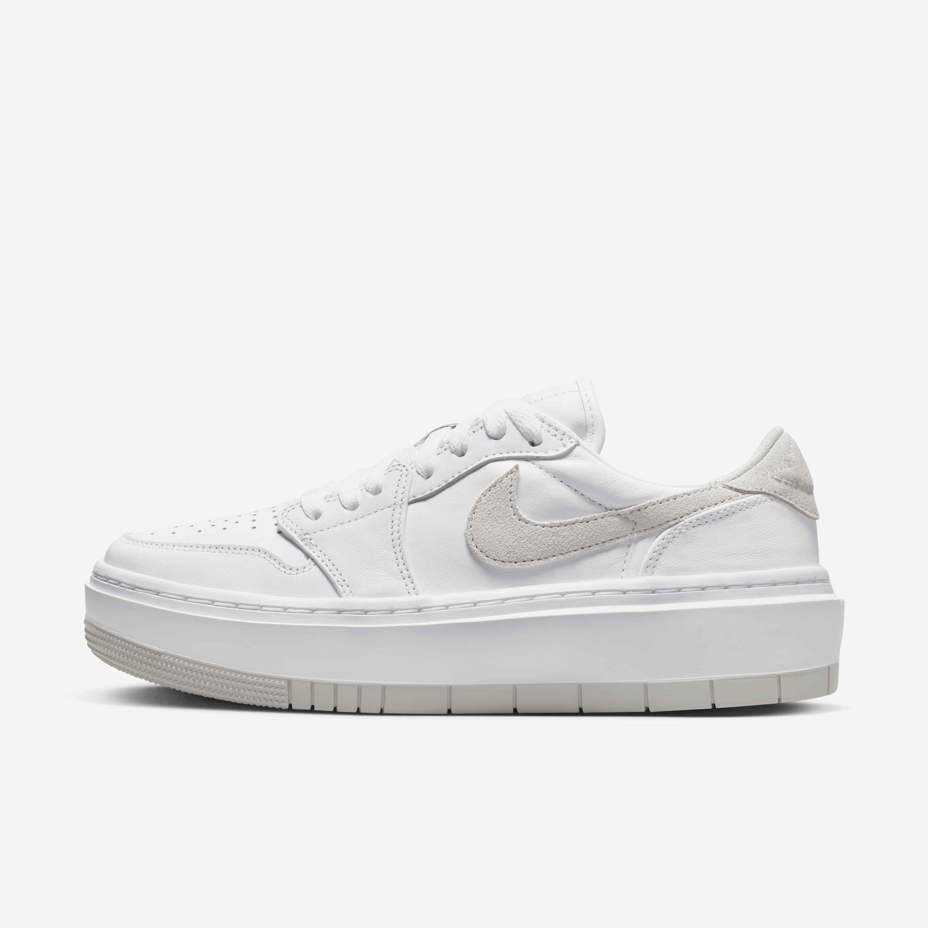 اير جوردن 1 اليڤيت لو image number 0