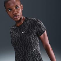 نايكي سويفت