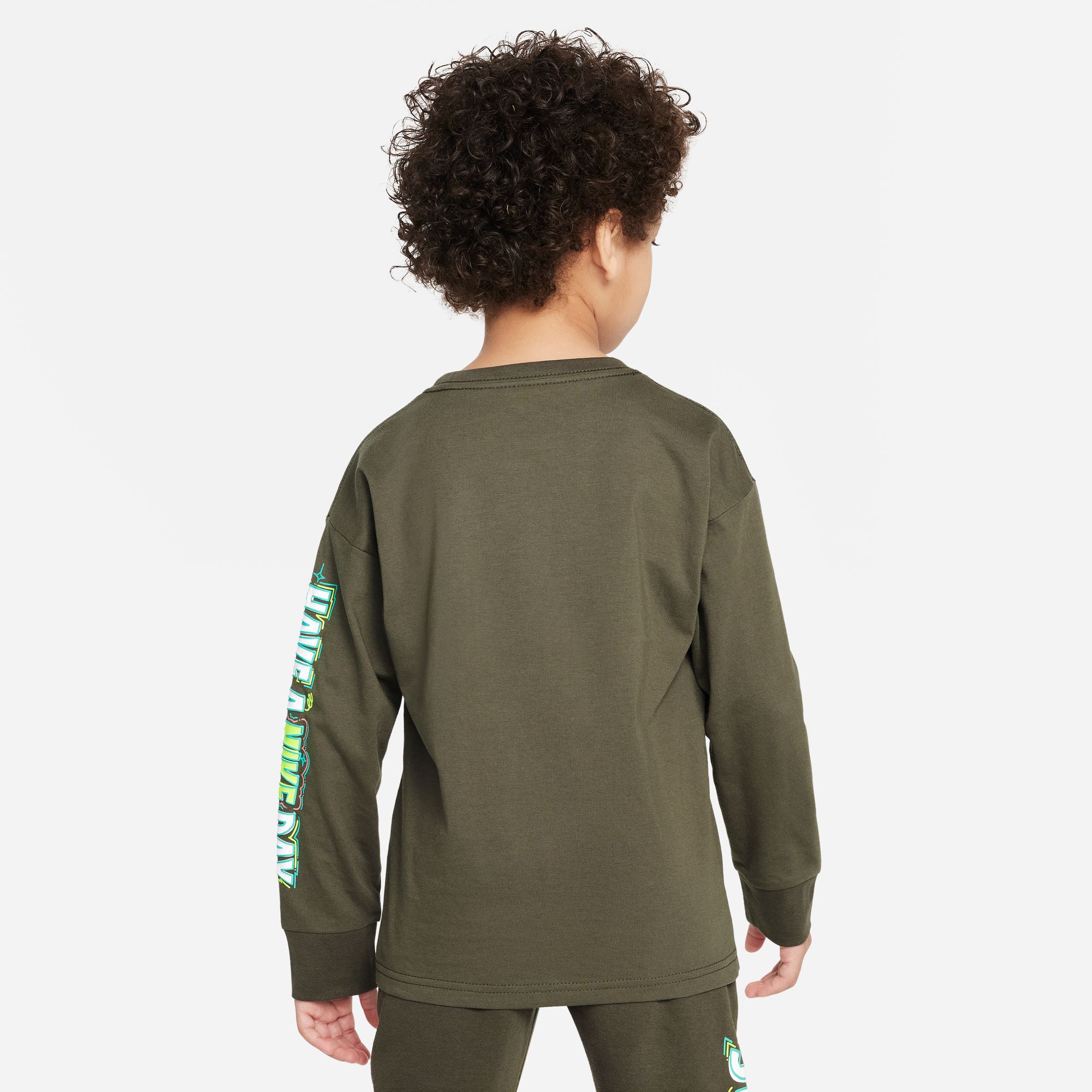 Nike Sportswear "Art of Play" Relaxed Long Sleeve Tee image number 4