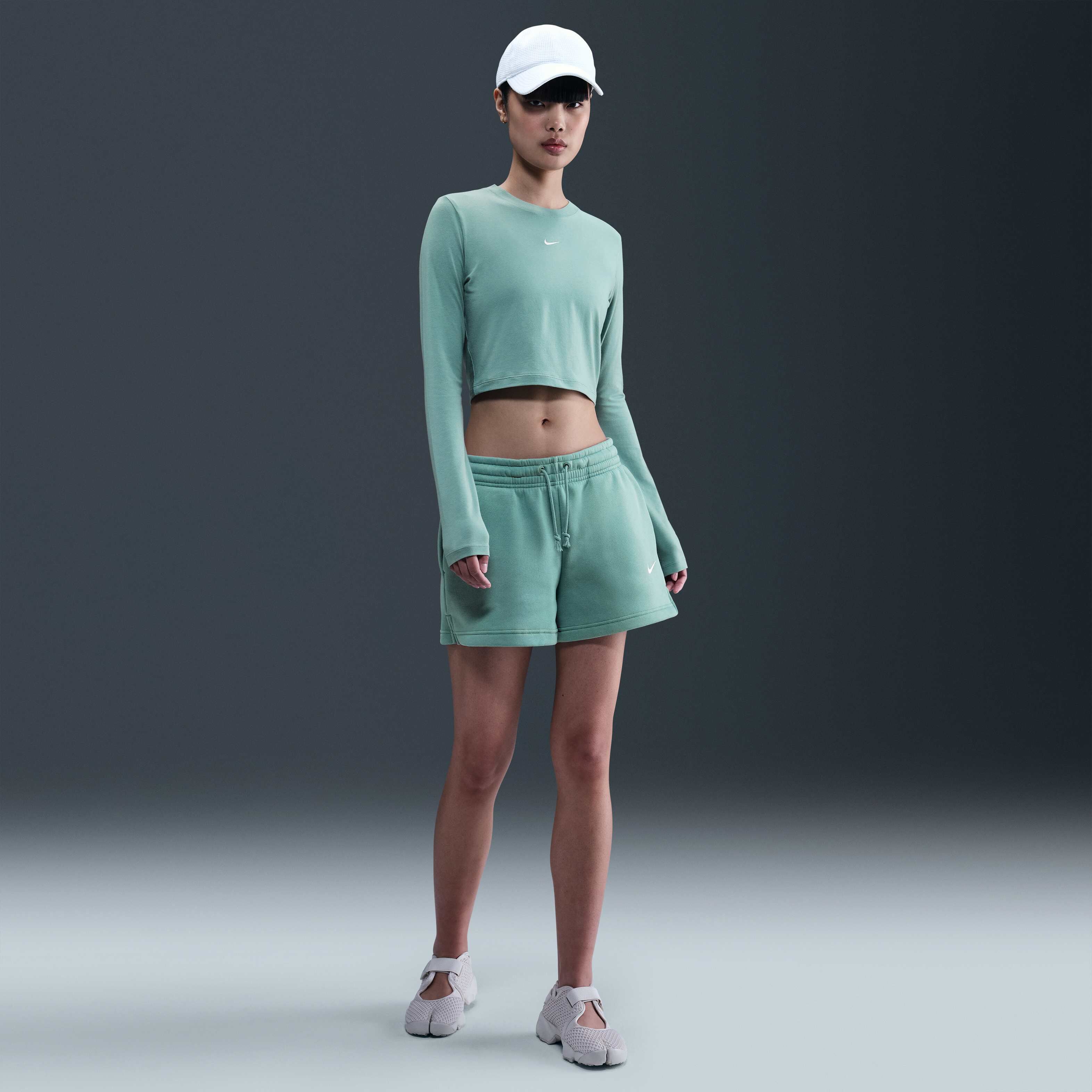 نايكي سبورتسوير تشيل نت image number 3