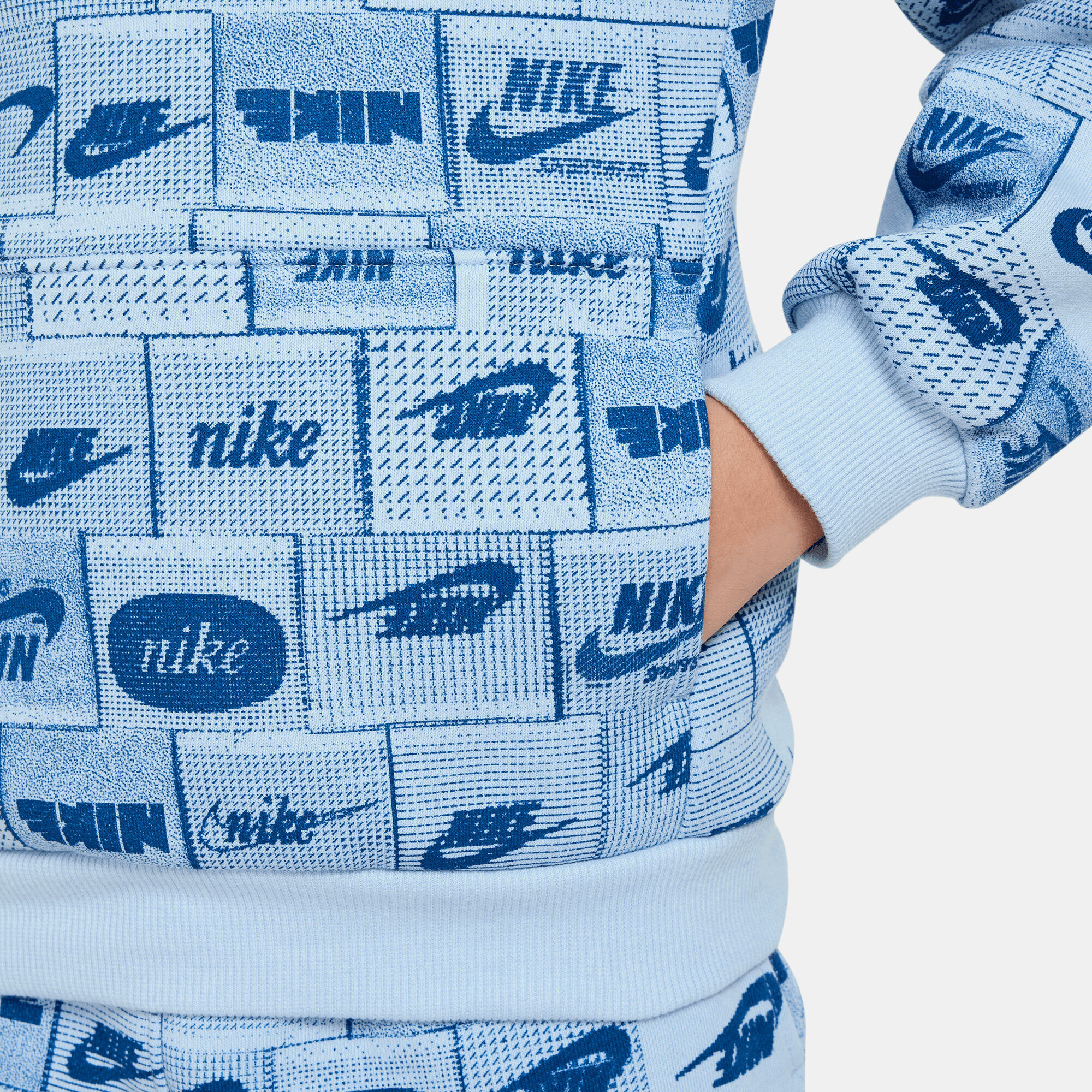 نايكي سبورتسوير كلوب image number 3