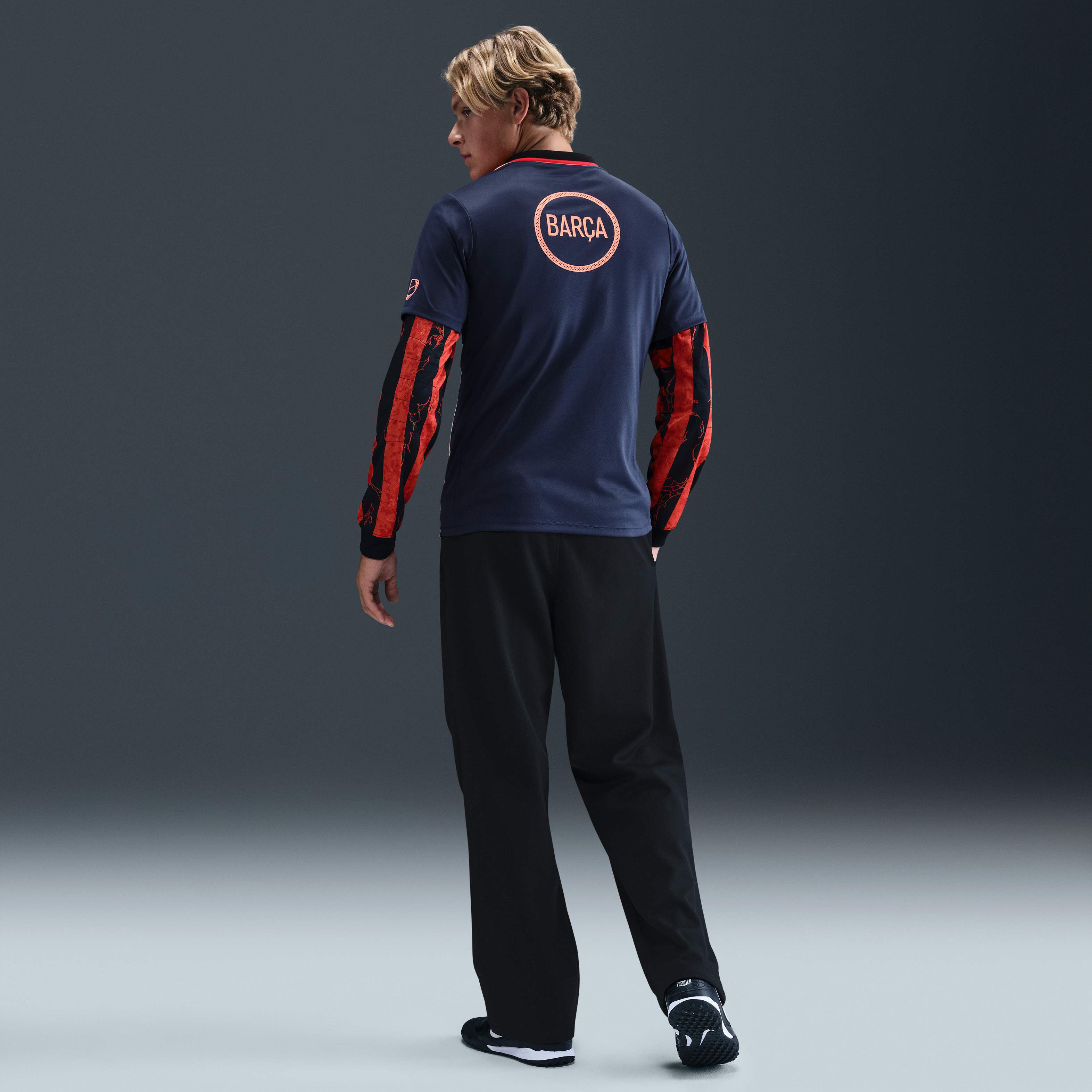 برشلونة اكاديمي برو البديل image number 4