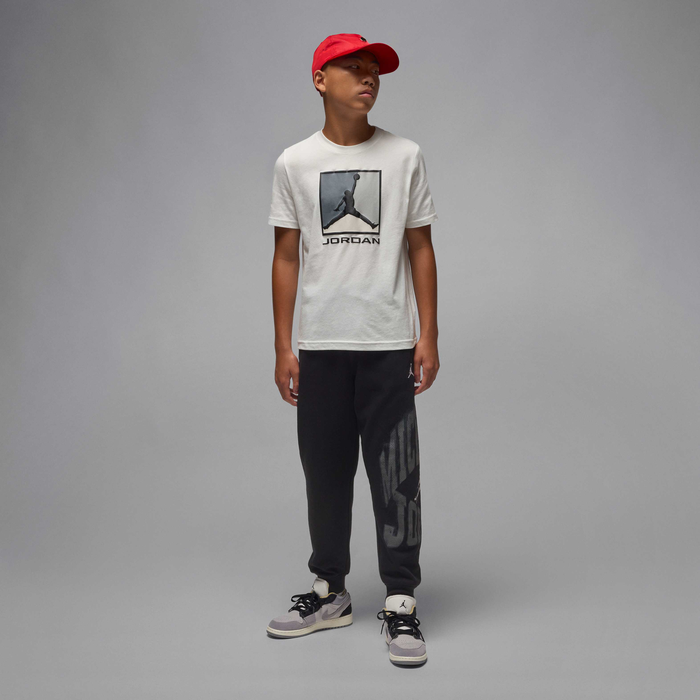 Jordan Flight Essentials image number 5 Jordan Flight Essentials image number 5