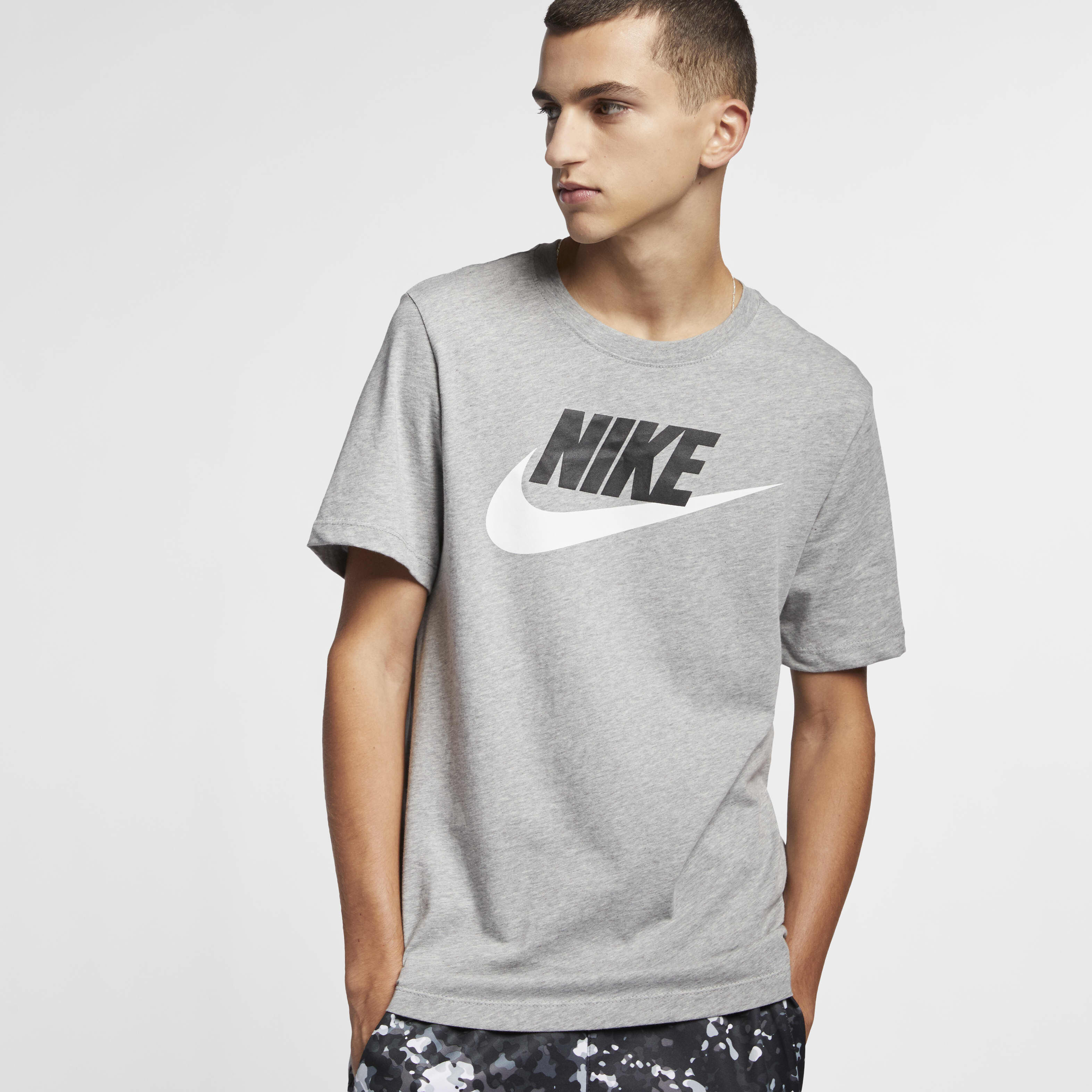 Nike gray shirt 2025