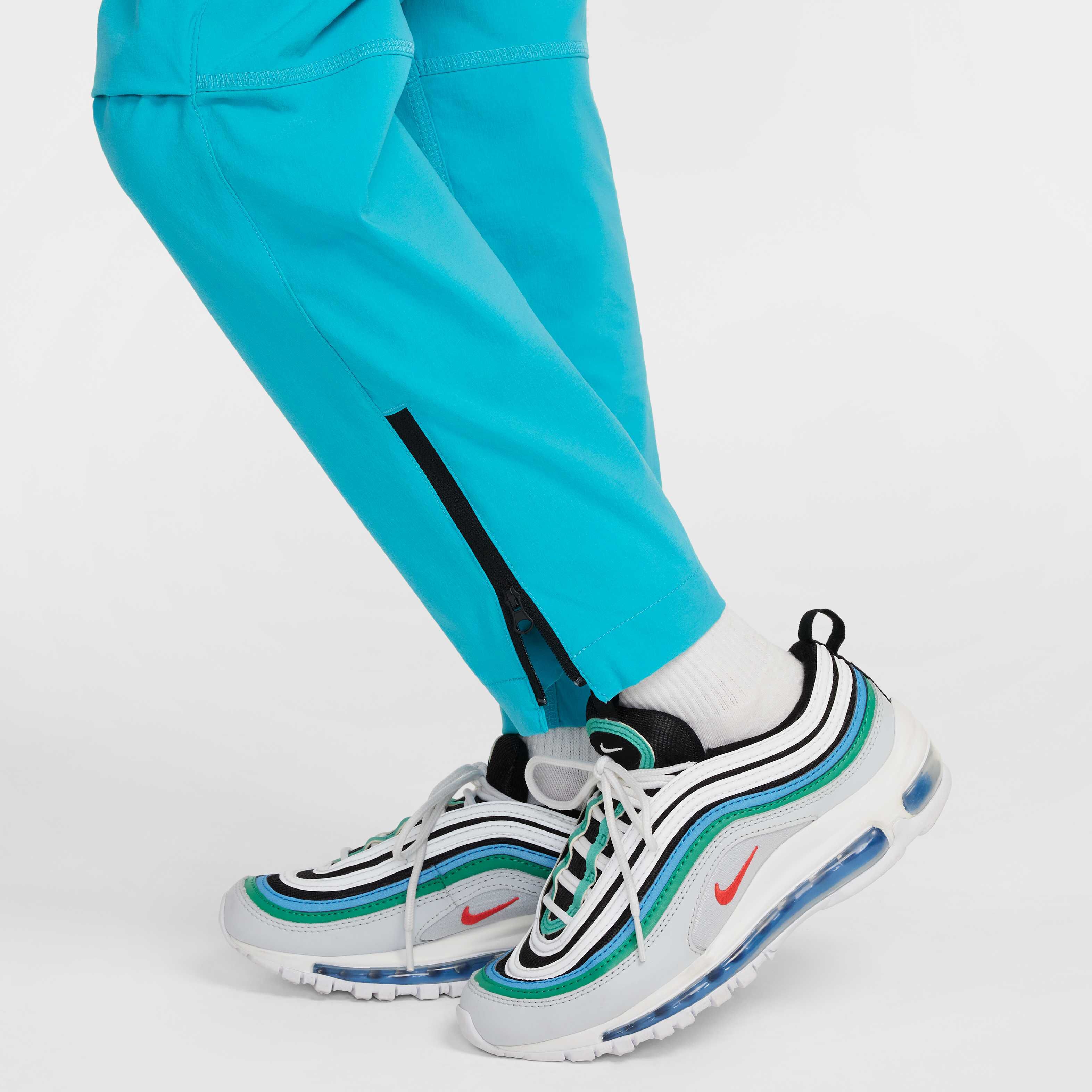 نايكي تك image number 7