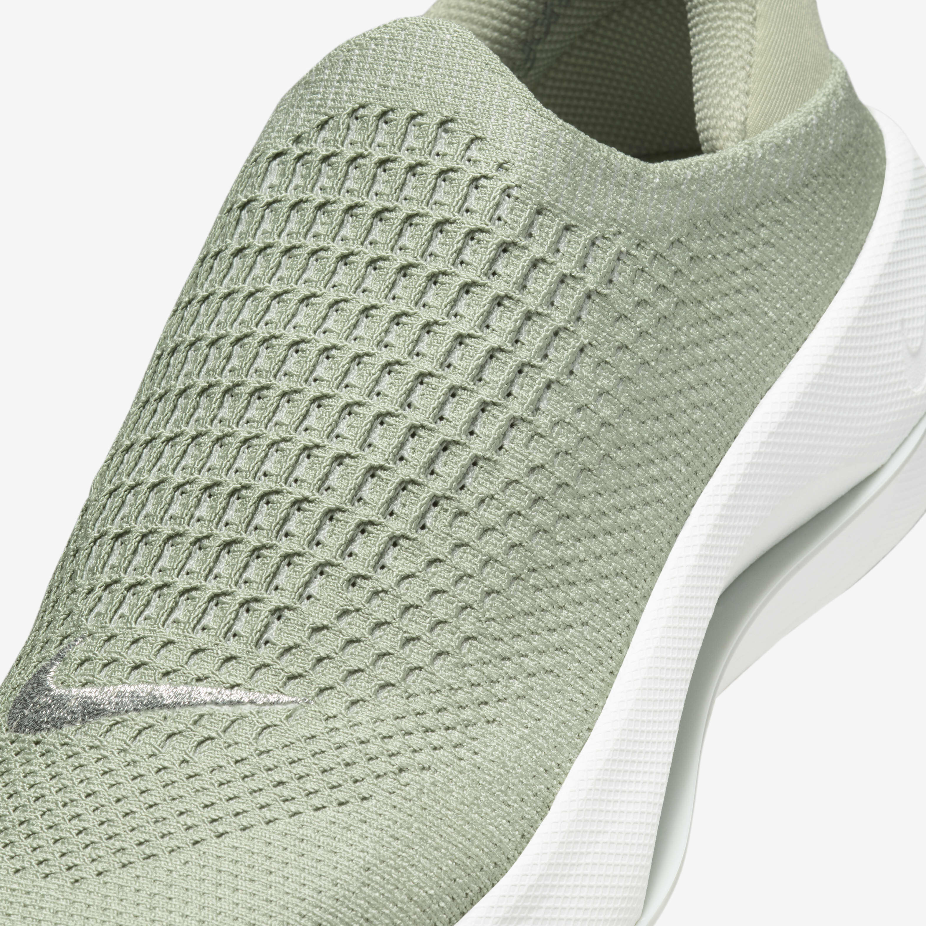 Nike Reina EasyOn image number 6