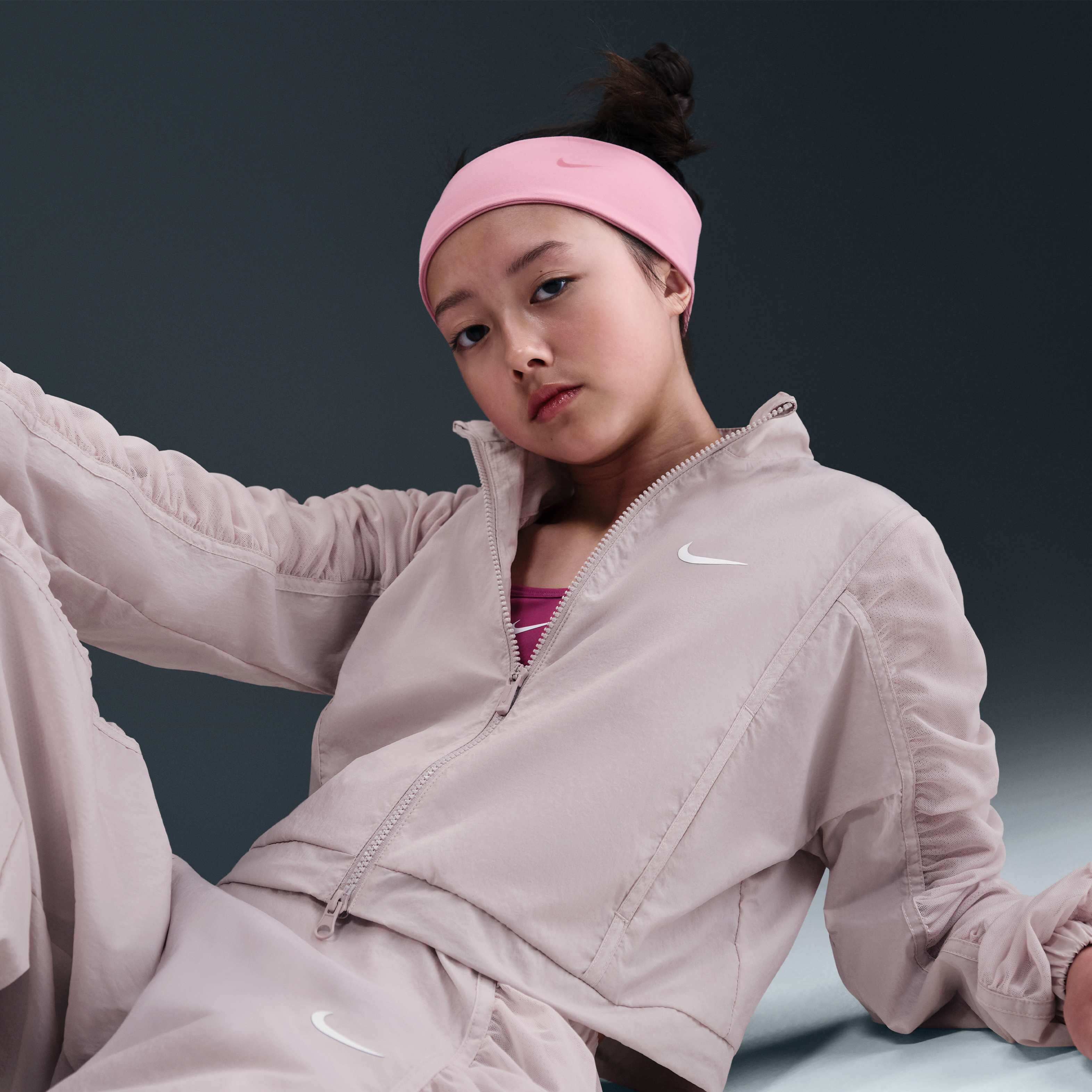 Nike Sportswear image number 2