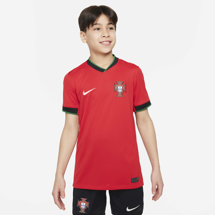 Buy Portugal (Men's Team) 2024/25 Stadium Home Older Kids' Nike