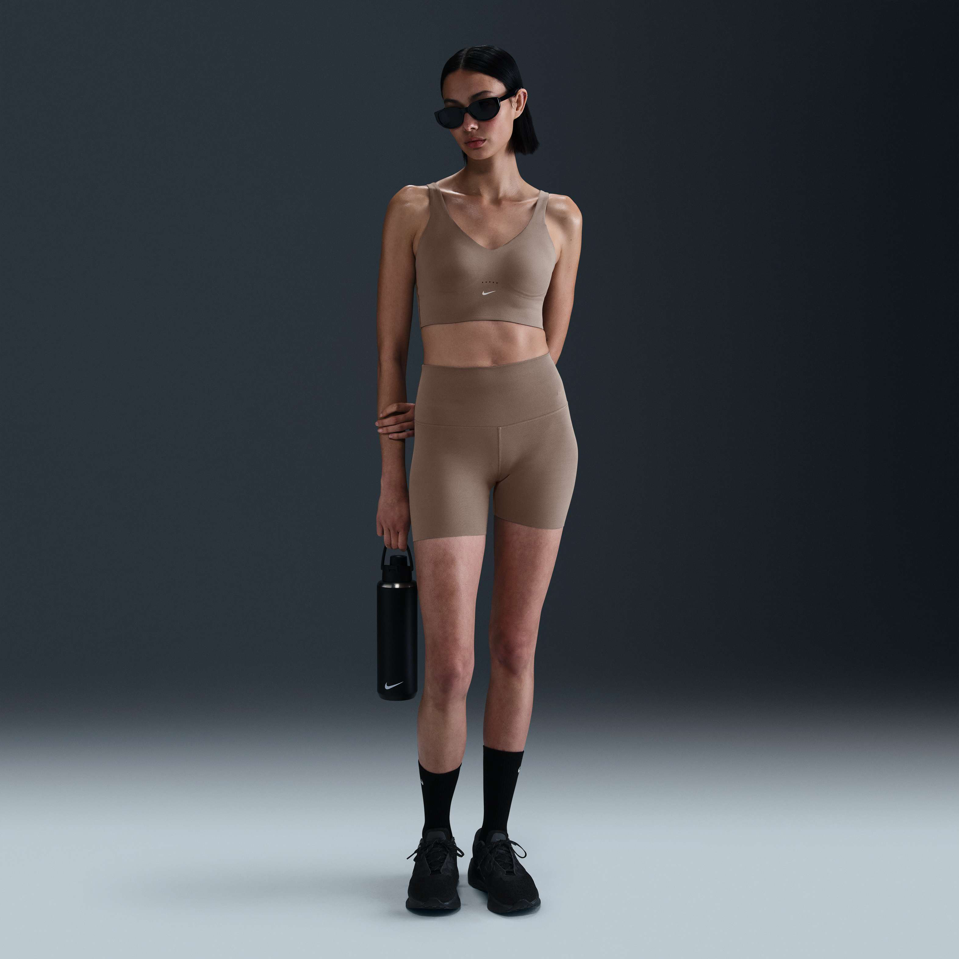 Nike Alate Medium Support image number 3