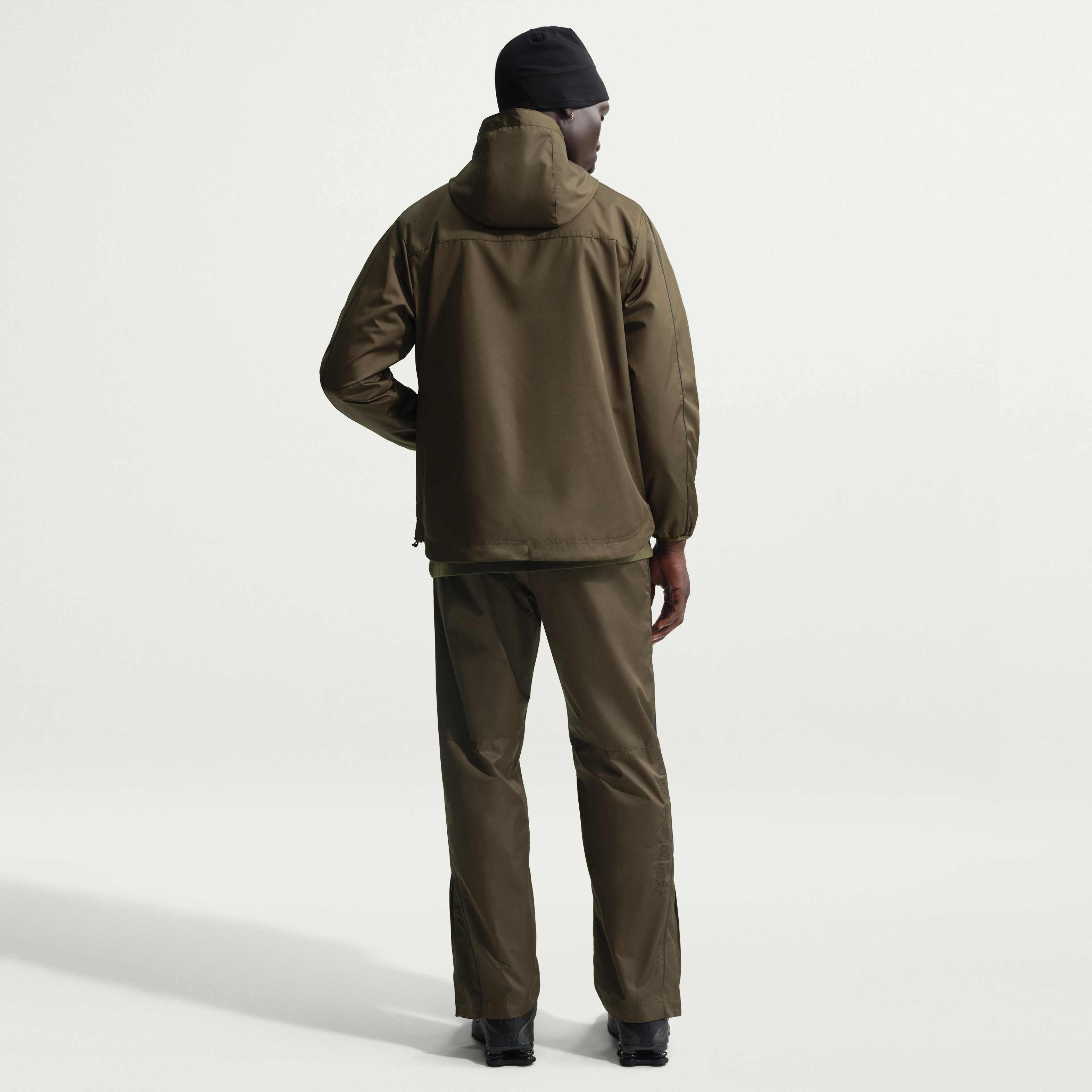 نايكي سبورتسوير شوكس image number 4