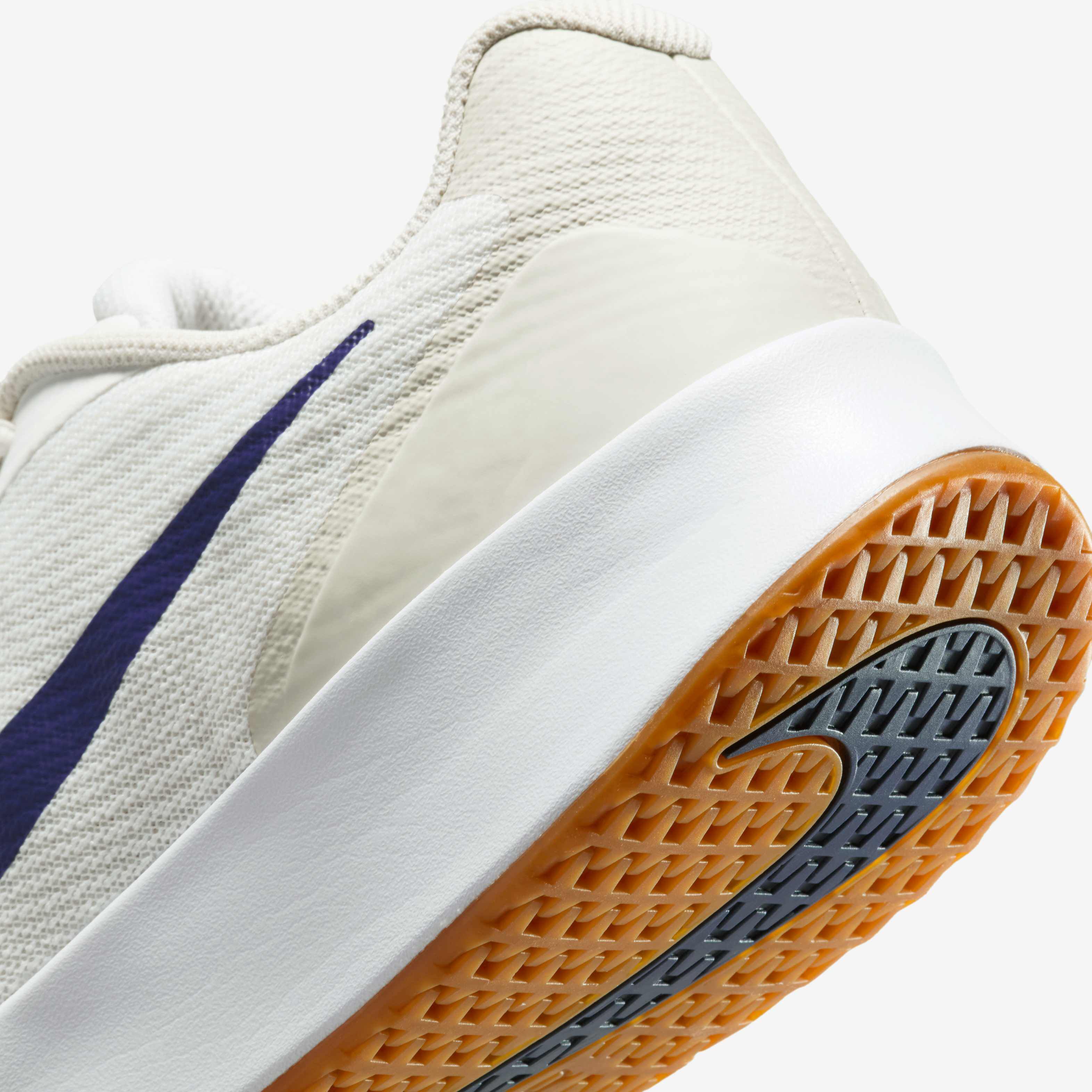 Nike Vapor Lite 3 image number 7