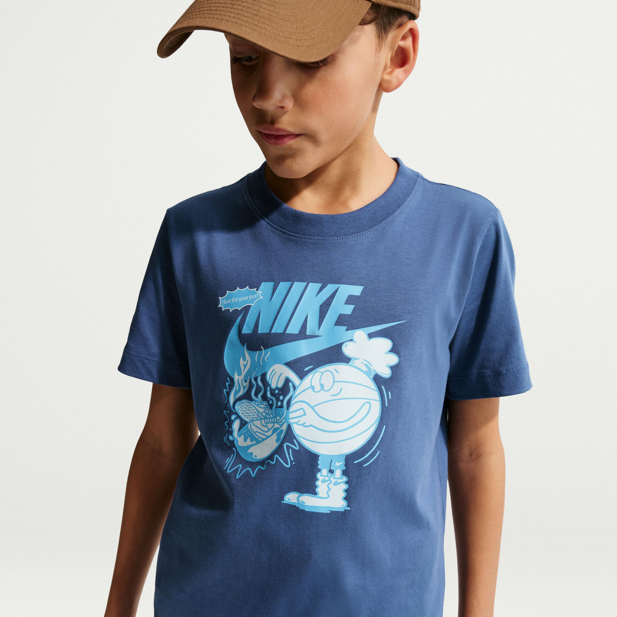 Nike Sportswear image number 2