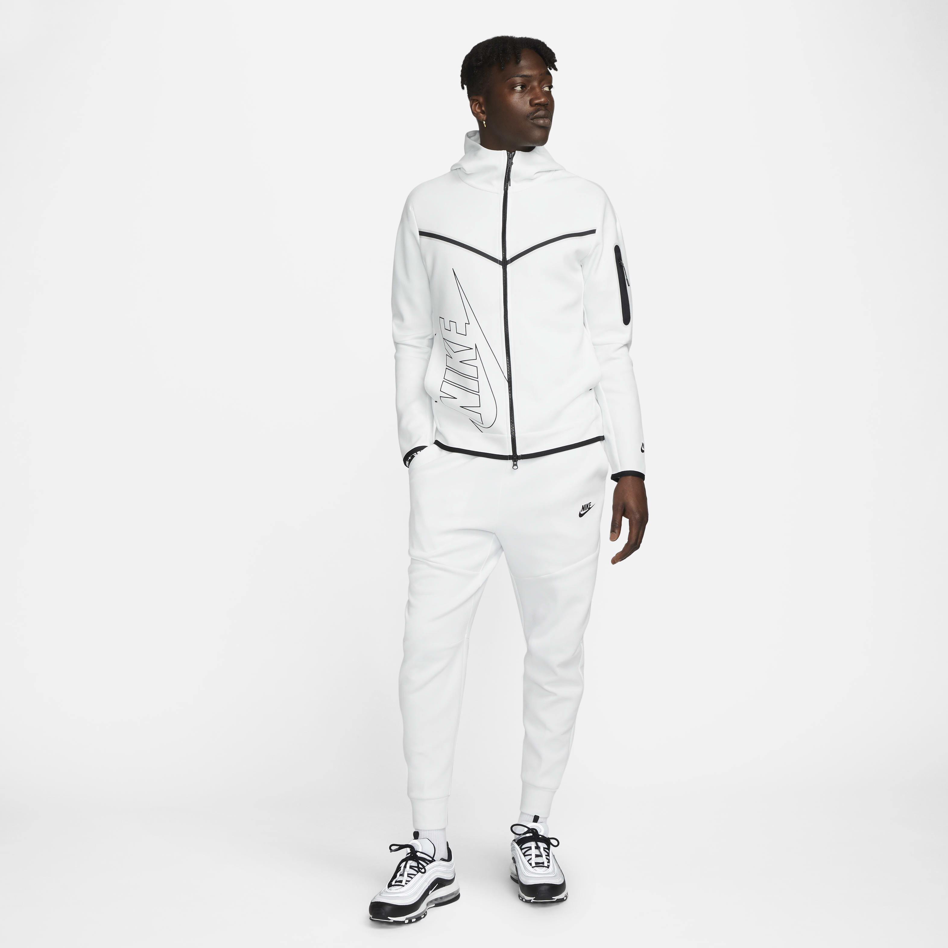 Nike Sportswear Tech Fleece image number 5