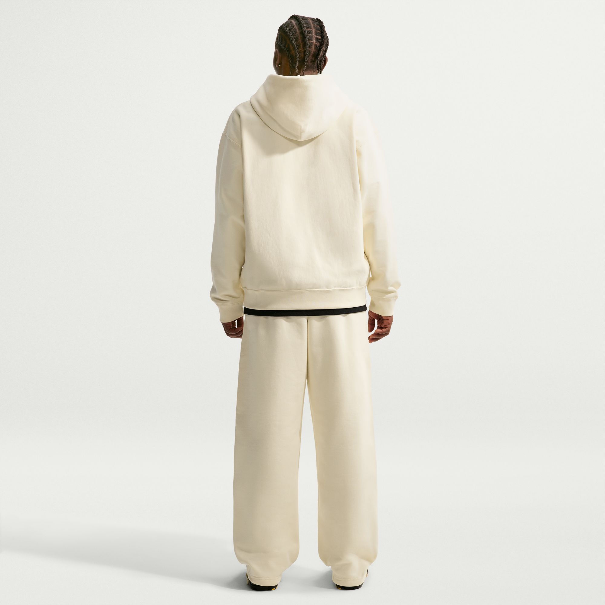 Nike Solo Swoosh image number 1